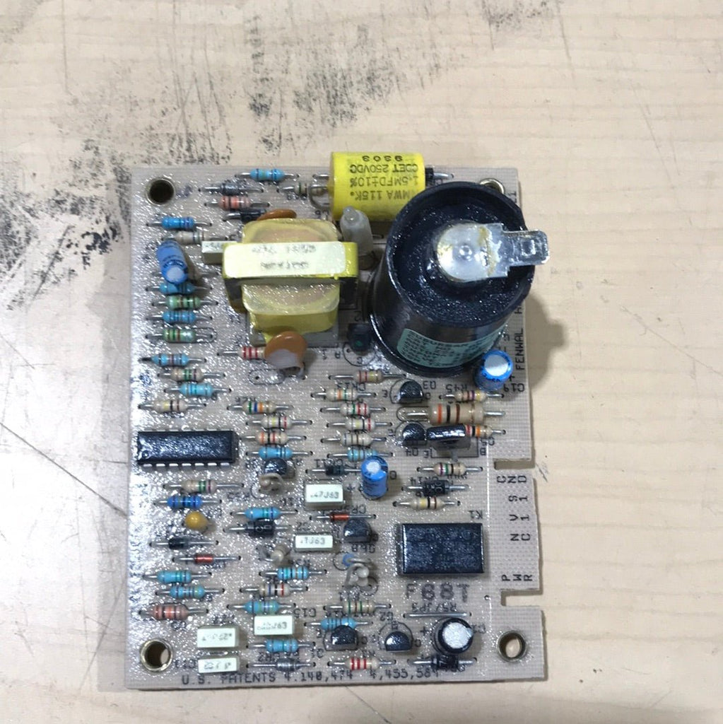 USED Suburban Ignitor Control Board 231741 - Young Farts RV Parts