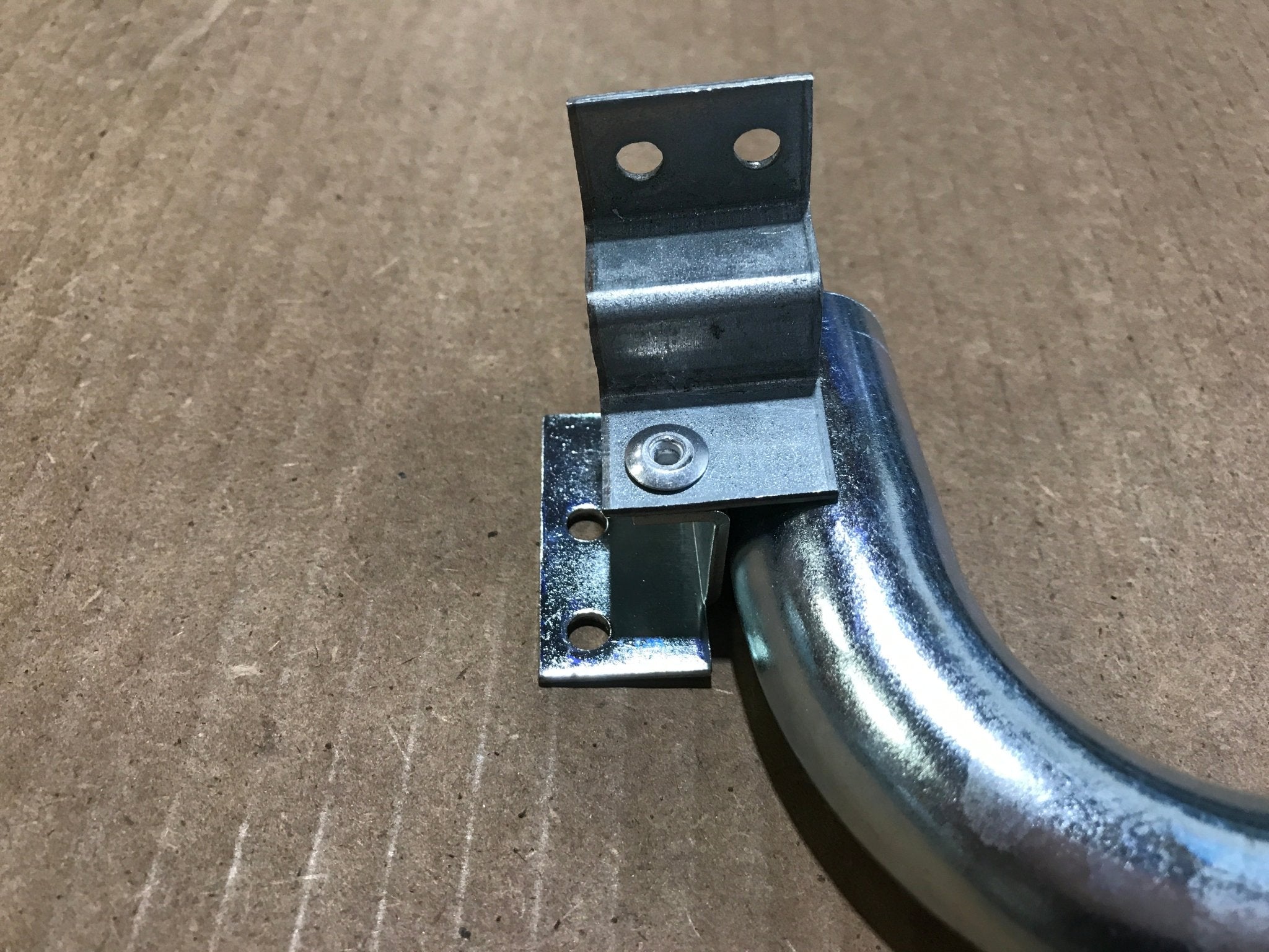 Used Suburban Large Burner Assembly - 520565 - Young Farts RV Parts