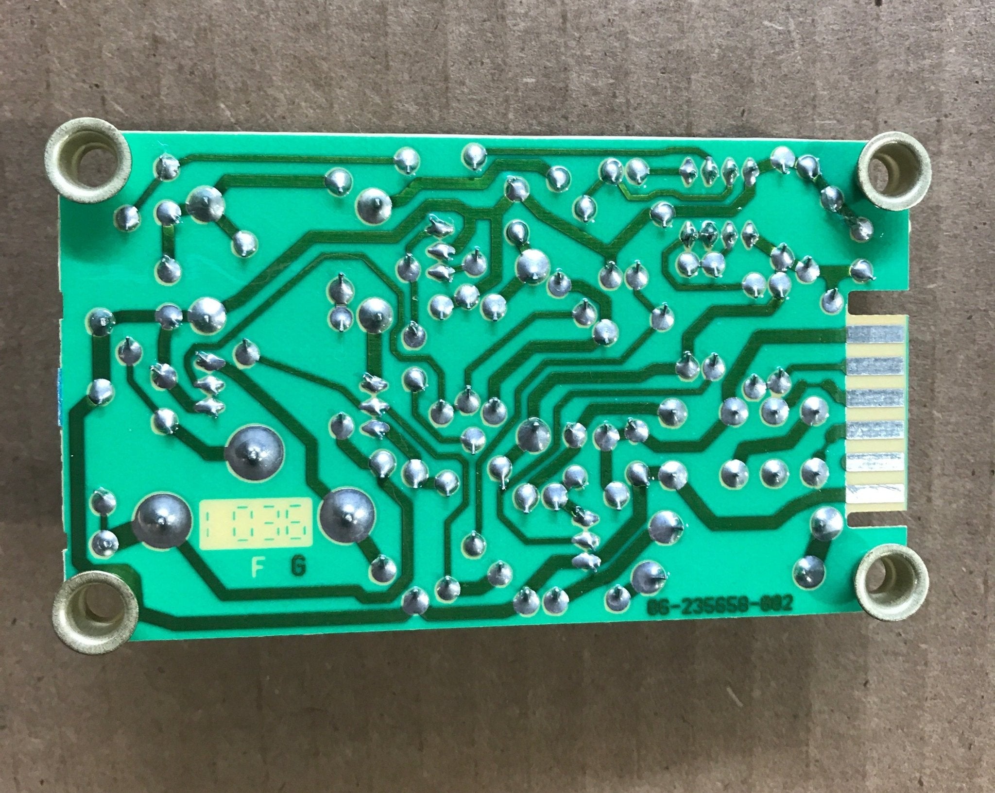 USED Suburban Mfg Ignition Control Circuit Board 520814 - Young Farts RV Parts