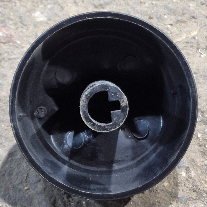 Used Suburban Oven Control Knob - 140255 - Young Farts RV Parts