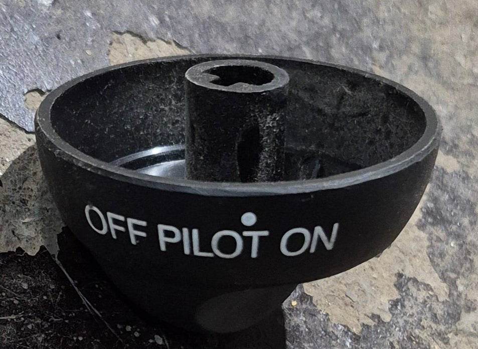 Used Suburban Oven Thermostat Control Knob - 140241 - Young Farts RV Parts