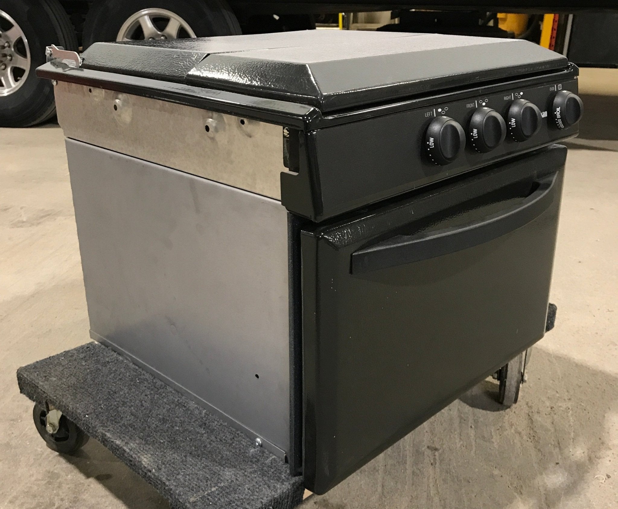 Used Suburban Oven With Cook Top SRNA3SBBM | Complete - Young Farts RV Parts