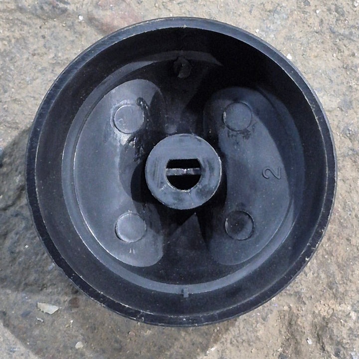 Used Suburban Piezo Igniter Stove Control Knob, Black - 140229 - Young Farts RV Parts