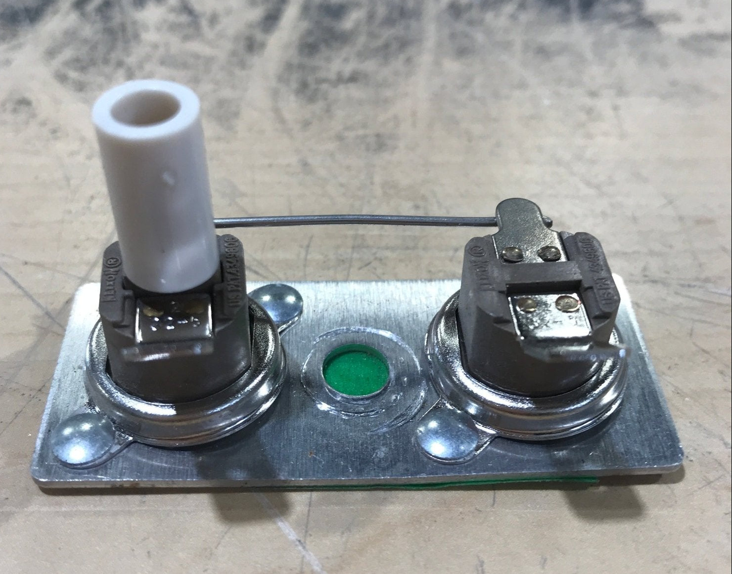 Used Suburban Water Heater Thermostat Switch - 232282 - Young Farts RV Parts