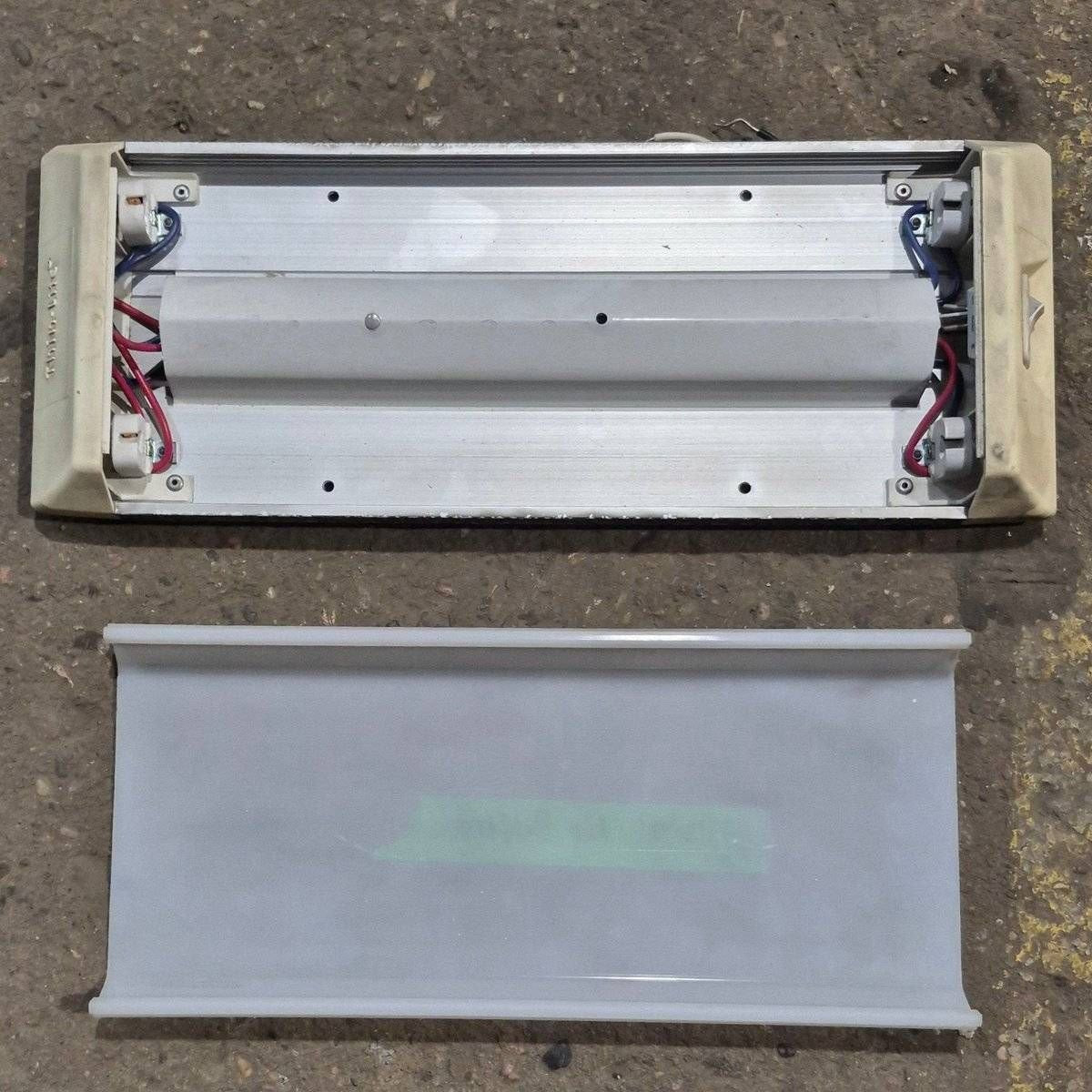 Used Thin-Lite Dual Fluorescent Light Fixture - Model 612 - Young Farts RV Parts
