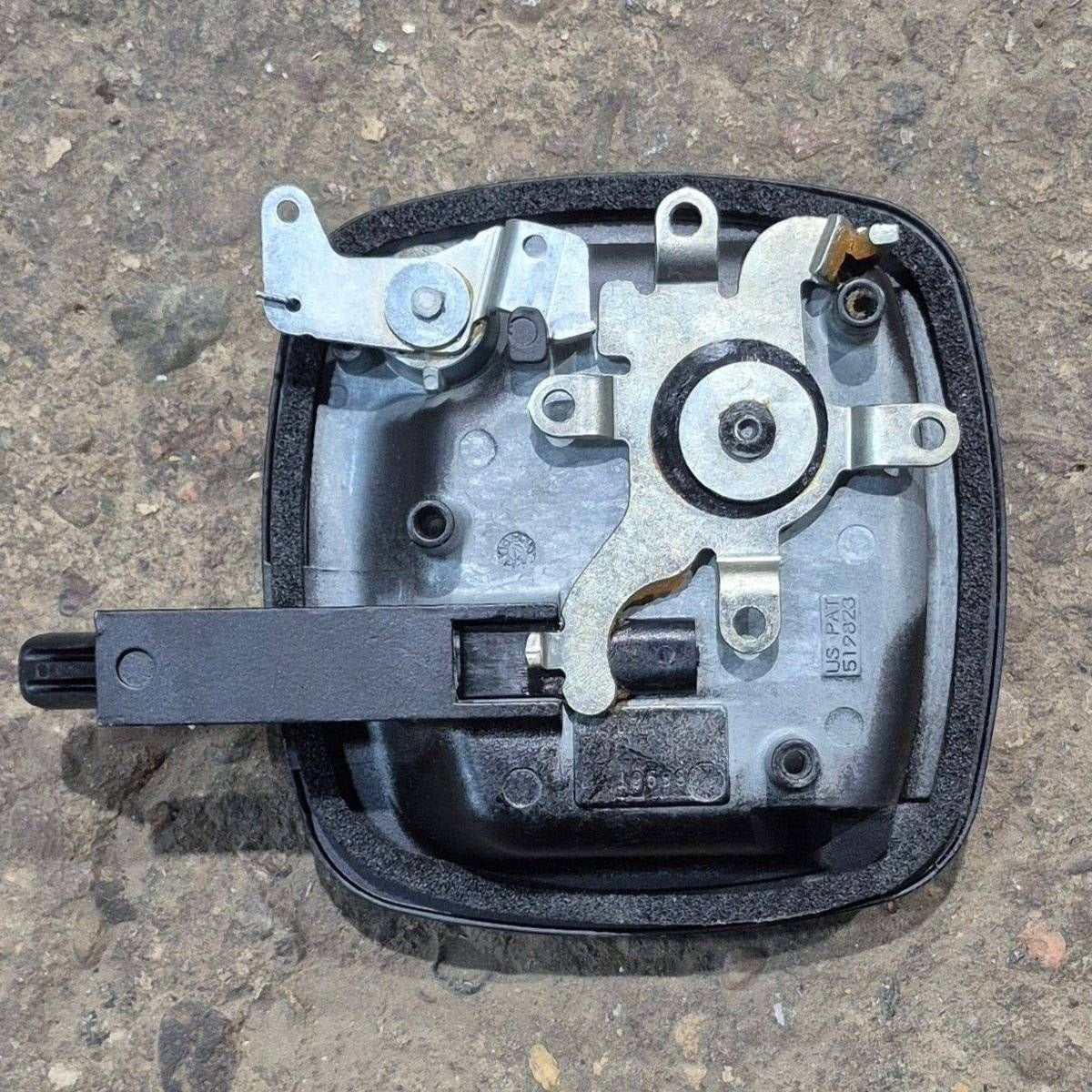 Used Trimark Flush Baggage Door Latch, Black - 060-0475 - Young Farts RV Parts