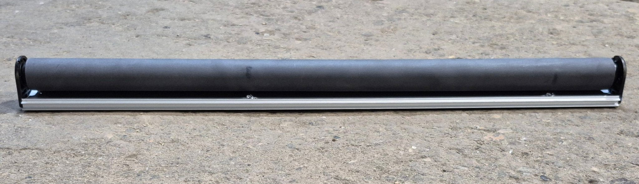 Used United Shade Roller Blind - 20" W x 30" L - Young Farts RV Parts