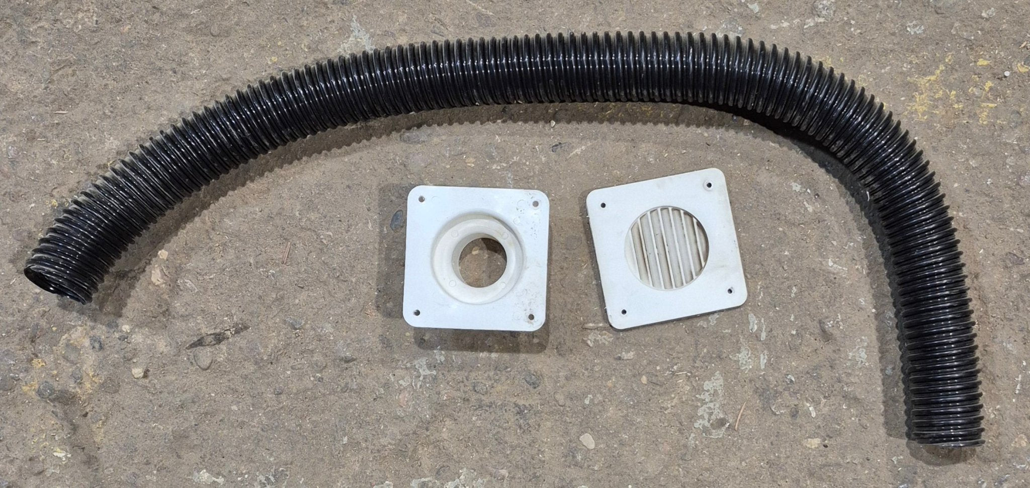 Used Vented Battery Box - Young Farts RV Parts