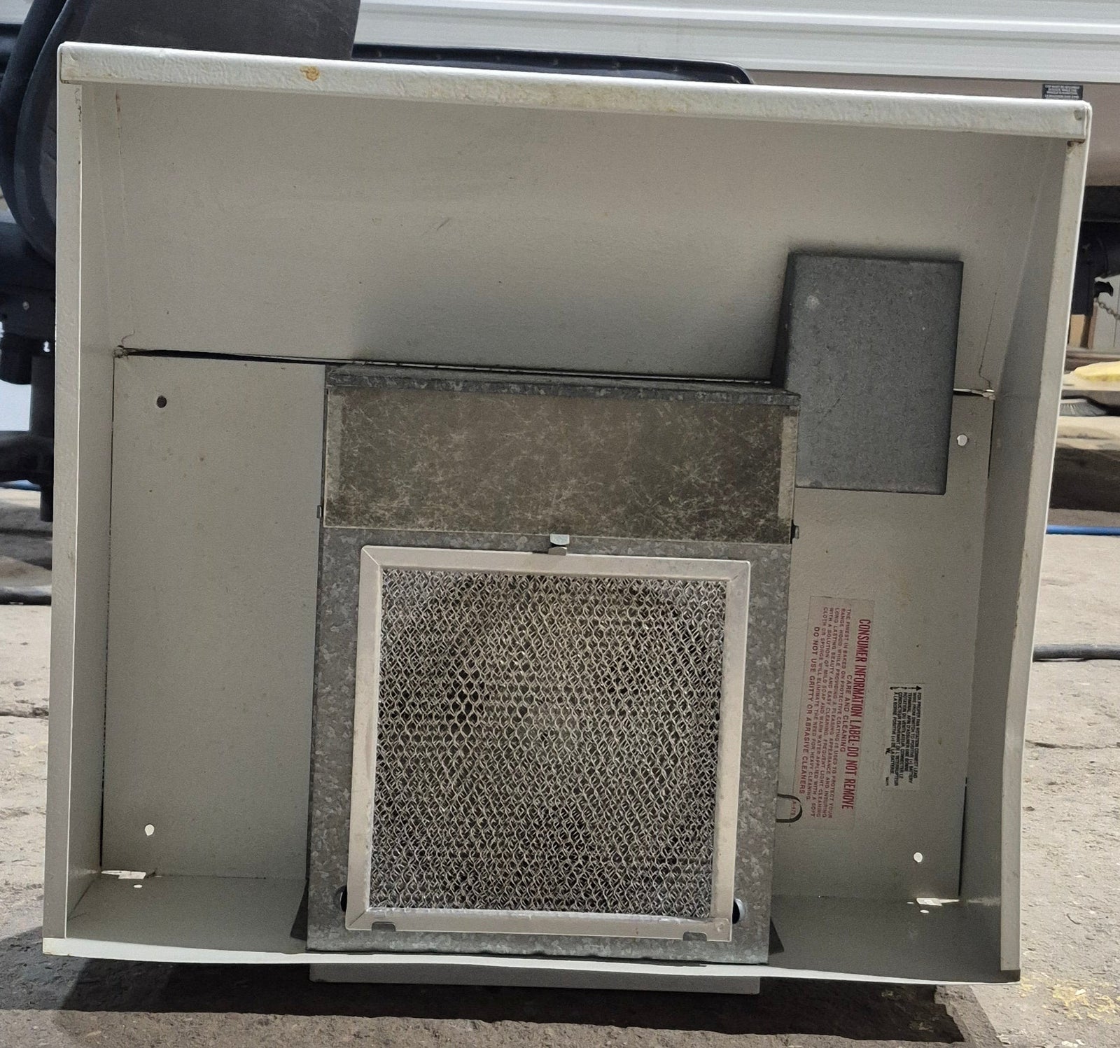 Used Ventline RV Range Hood Fan CC0317 - 02 - Young Farts RV Parts