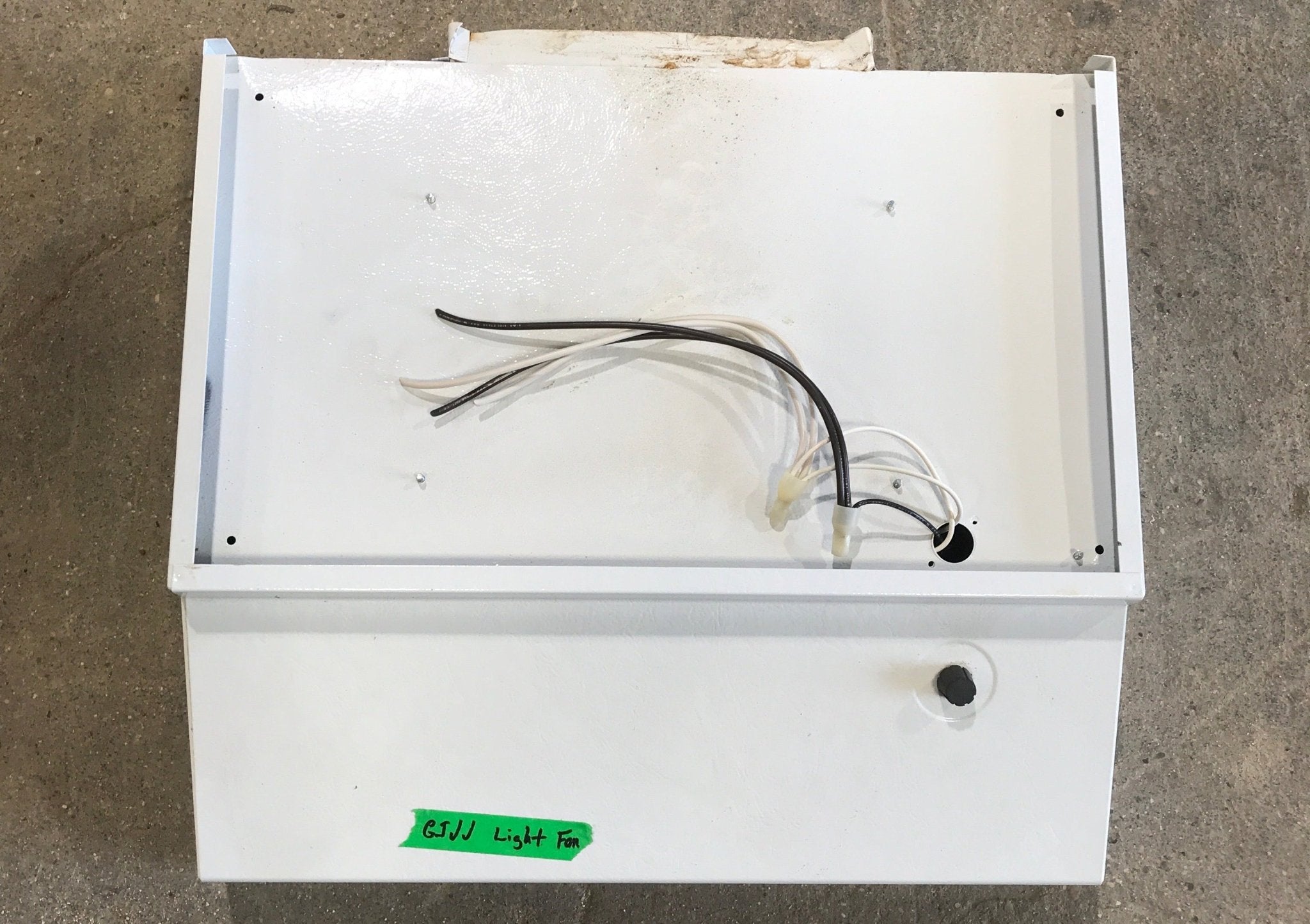Used Ventline RV Range Hood Fan CC317 - 2 - Young Farts RV Parts
