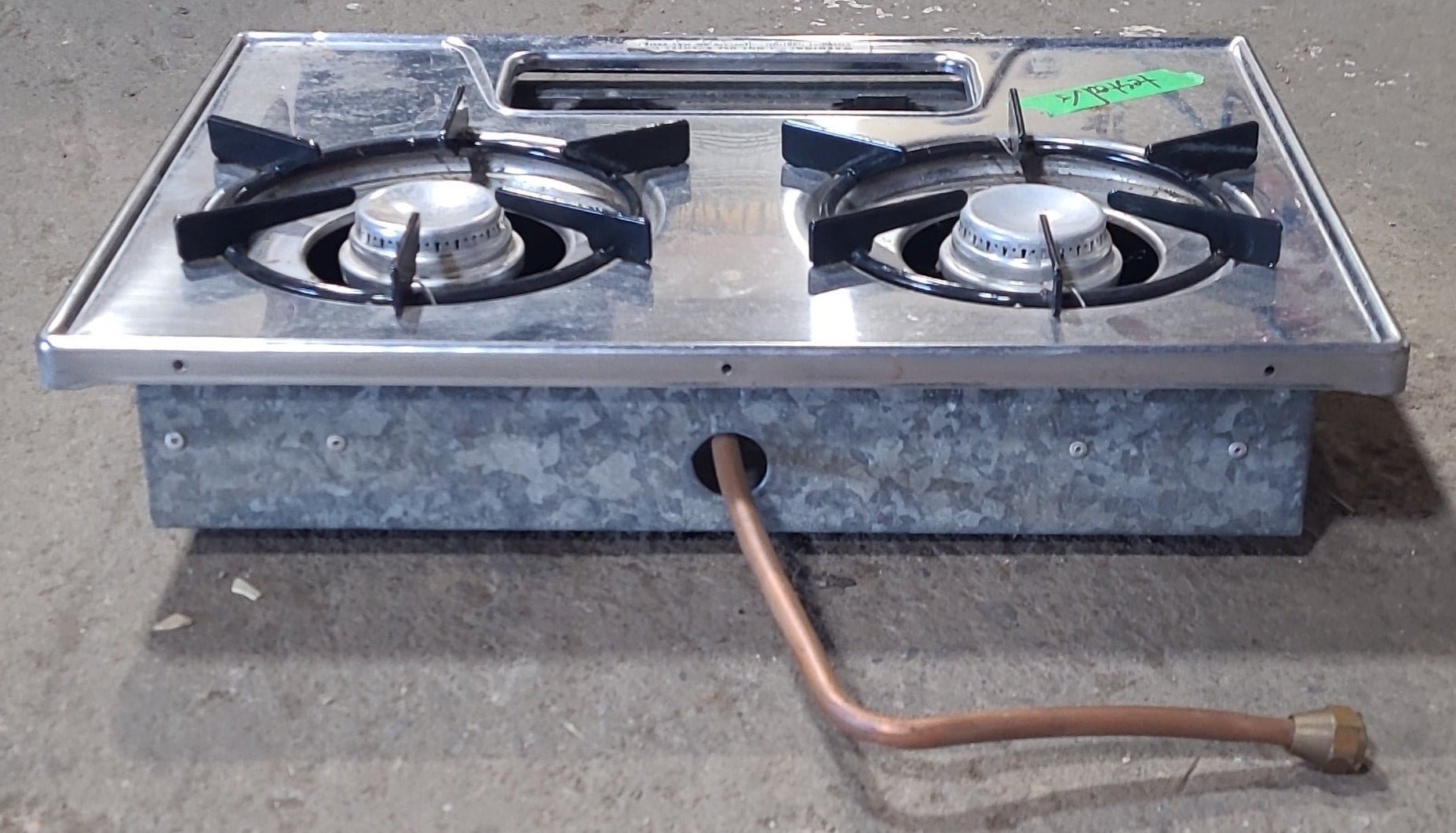 Used VINTAGE/ RETRO 3 Burner RV Range / Cooktop - Underwriters' Laboratories of Canada (ULC) 302-20 - Young Farts RV Parts