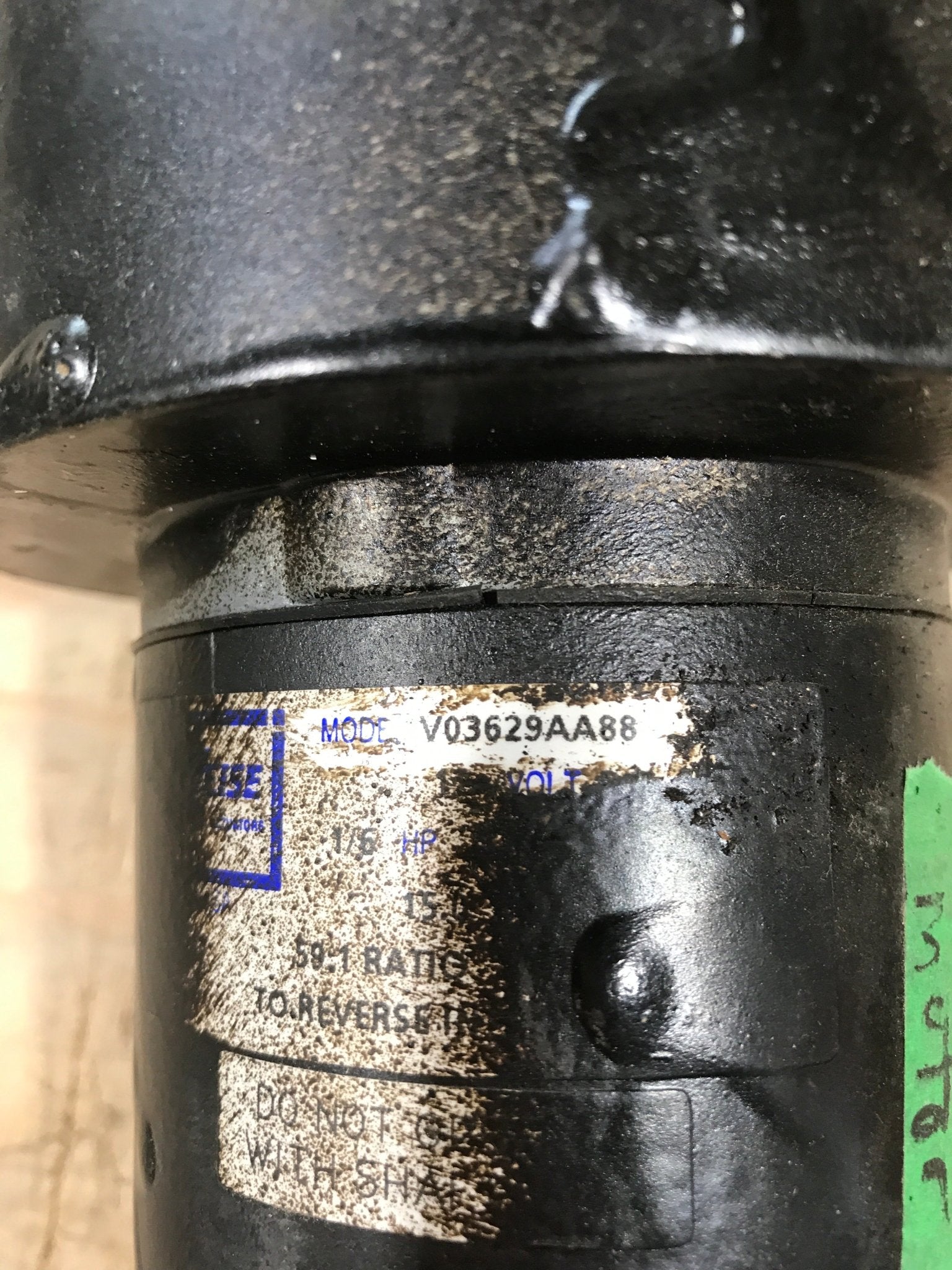 Used Vonweise Landing Gear/ Slide Motor - V03629AA88 - Young Farts RV Parts