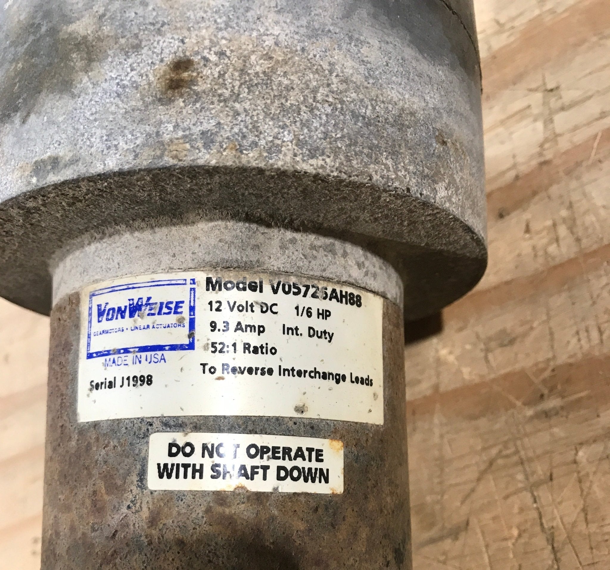 Used Vonweise Landing Gear/ Slide Motor V05726AH88 - Young Farts RV Parts