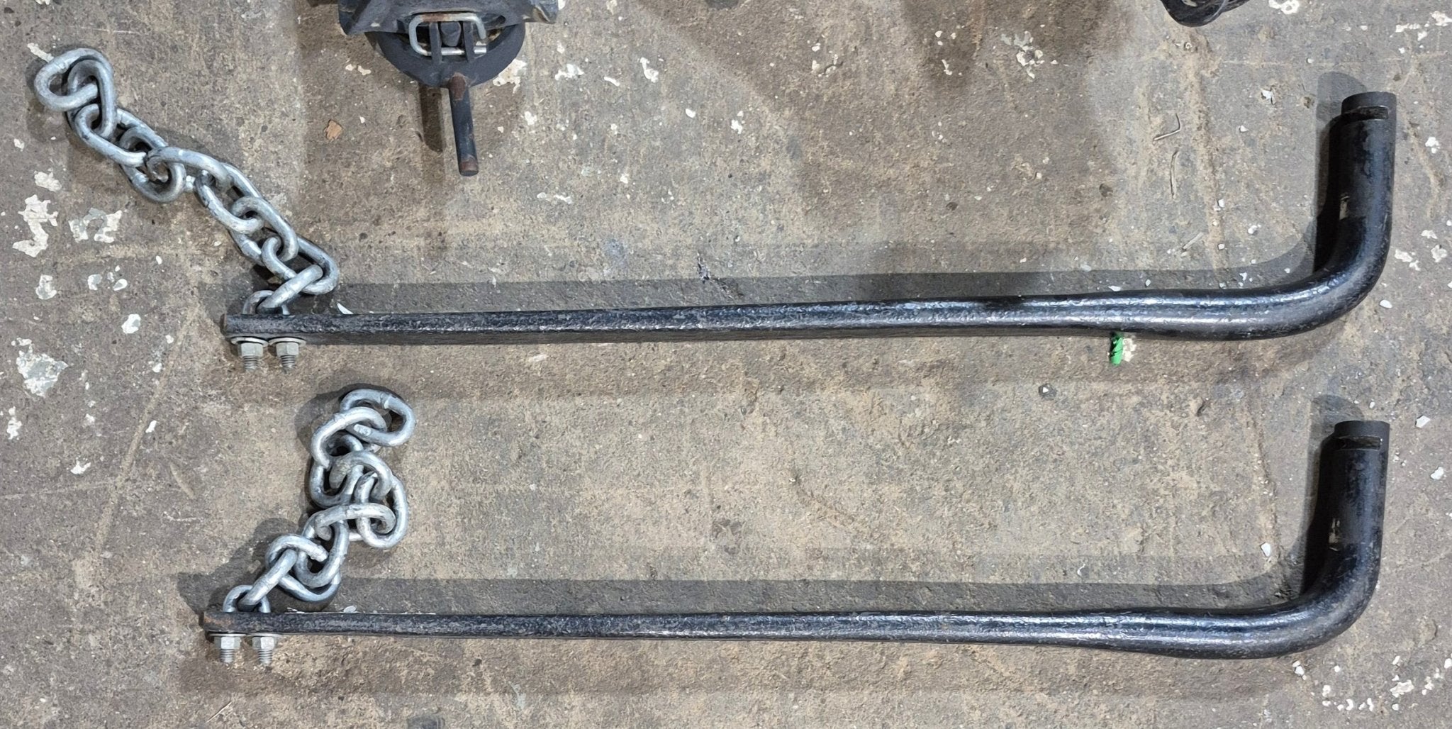 Used Weight Distribution Hitch System - Young Farts RV Parts