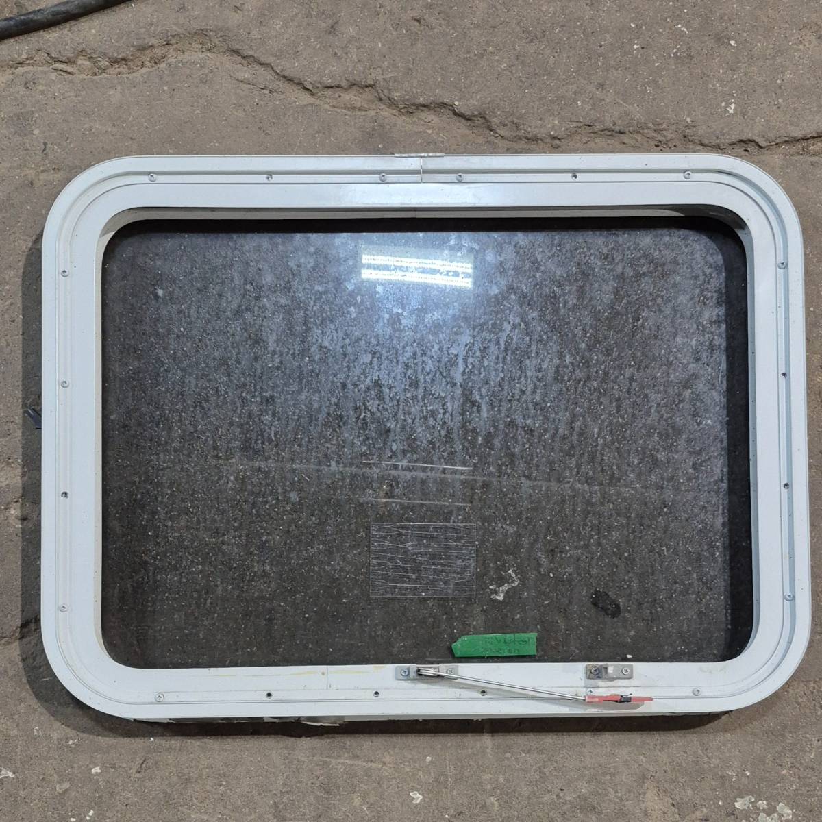 Used White Emergency Radius Opening Window - 29.25 X 21.25 X 1.875 - Young Farts RV Parts