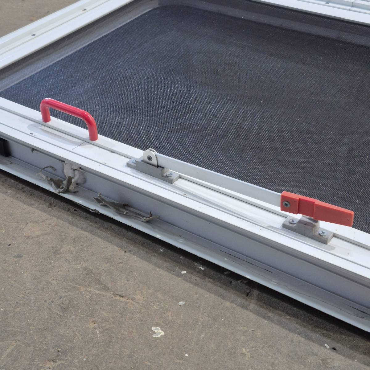 Used White Emergency Radius Opening Window - 29.25 X 21.25 X 1.875 - Young Farts RV Parts