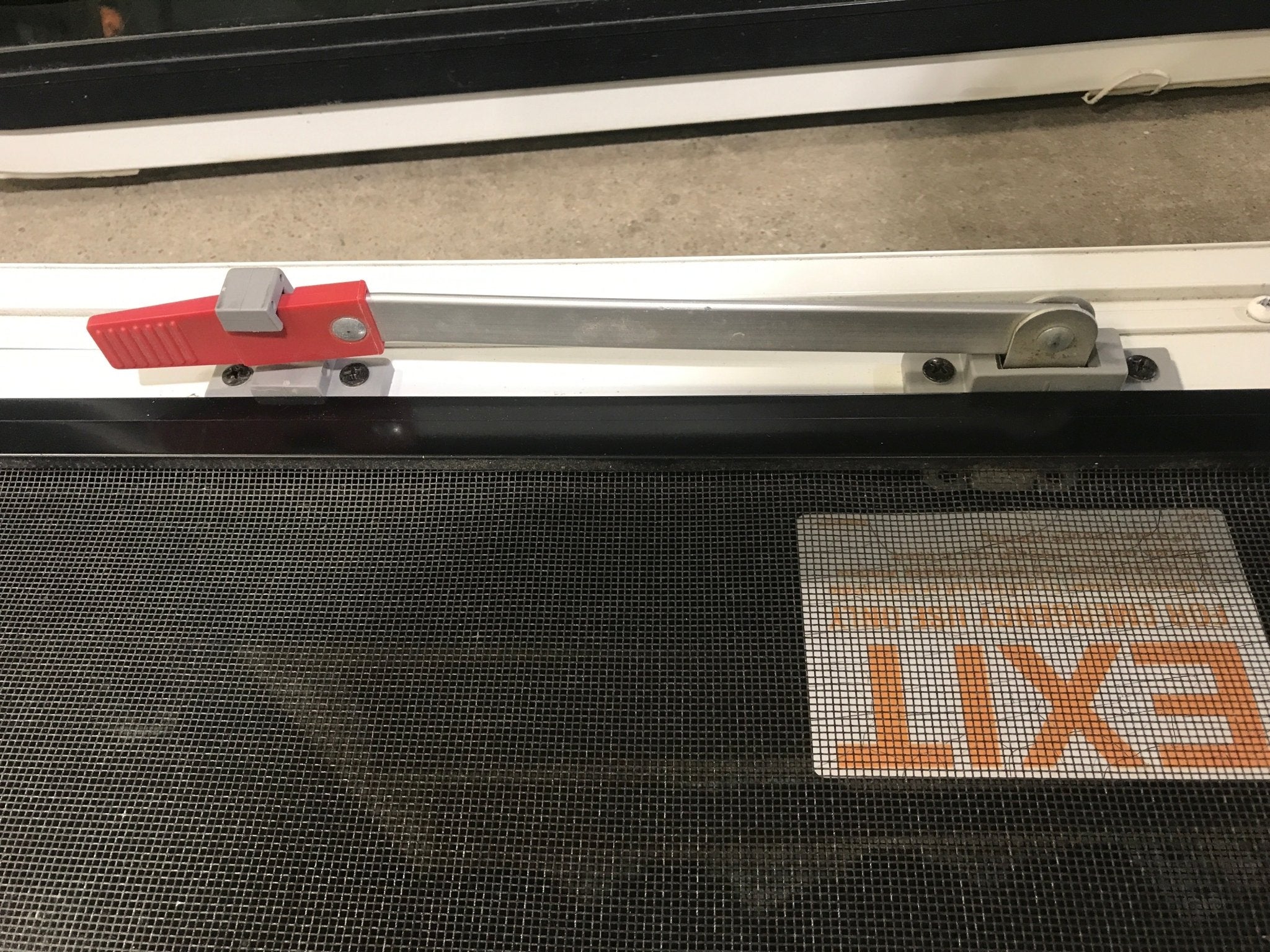 Used White Radius Emergency Opening Window : 29 1/2" W x 19 1/2" H x 1 7/8" D - Young Farts RV Parts