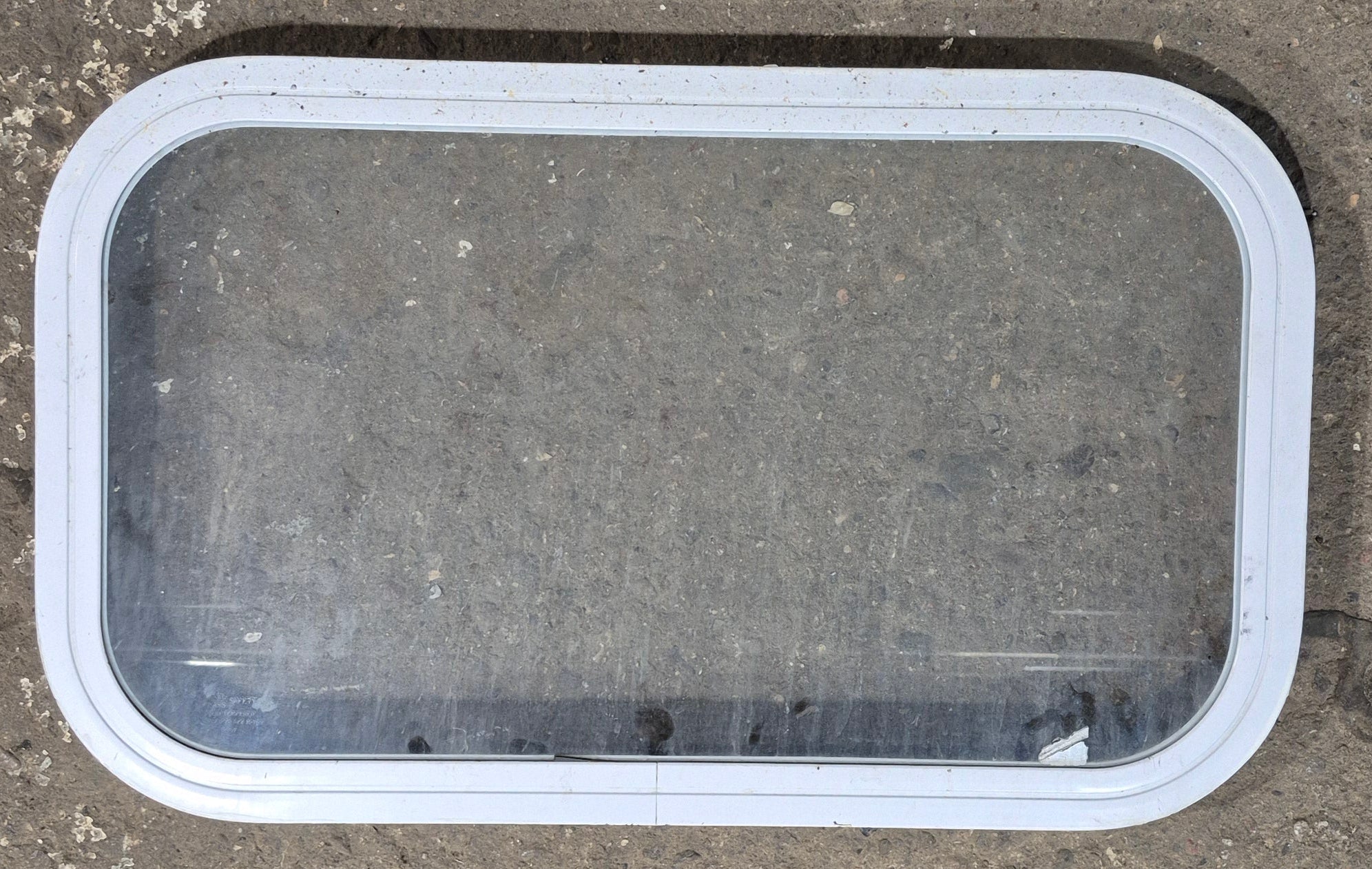 Used White Radius Non Opening Window : 23 3/4" W x 13 3/4" H x 1 7/8" D - Young Farts RV Parts