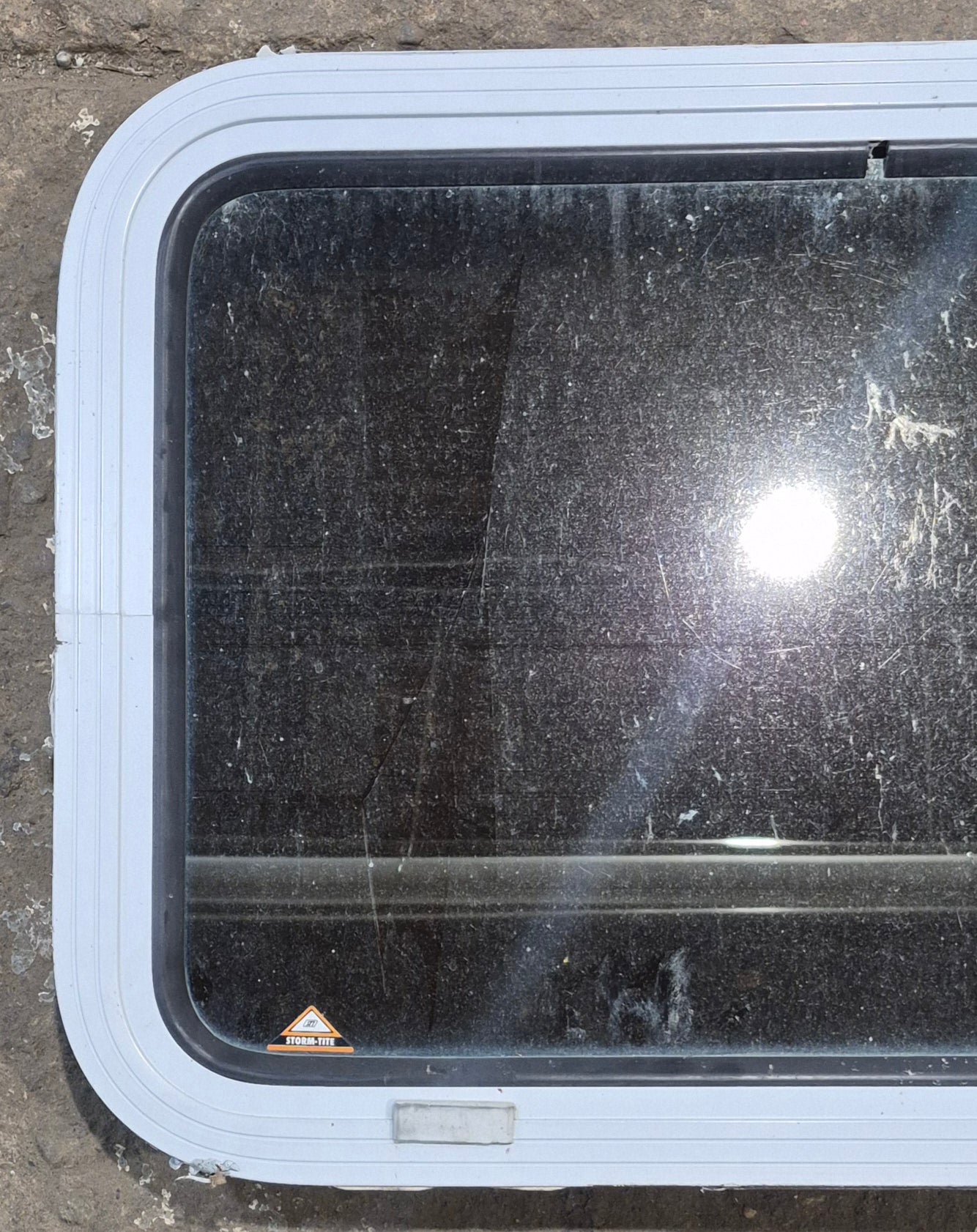 Used White Radius Non Opening Window : 24