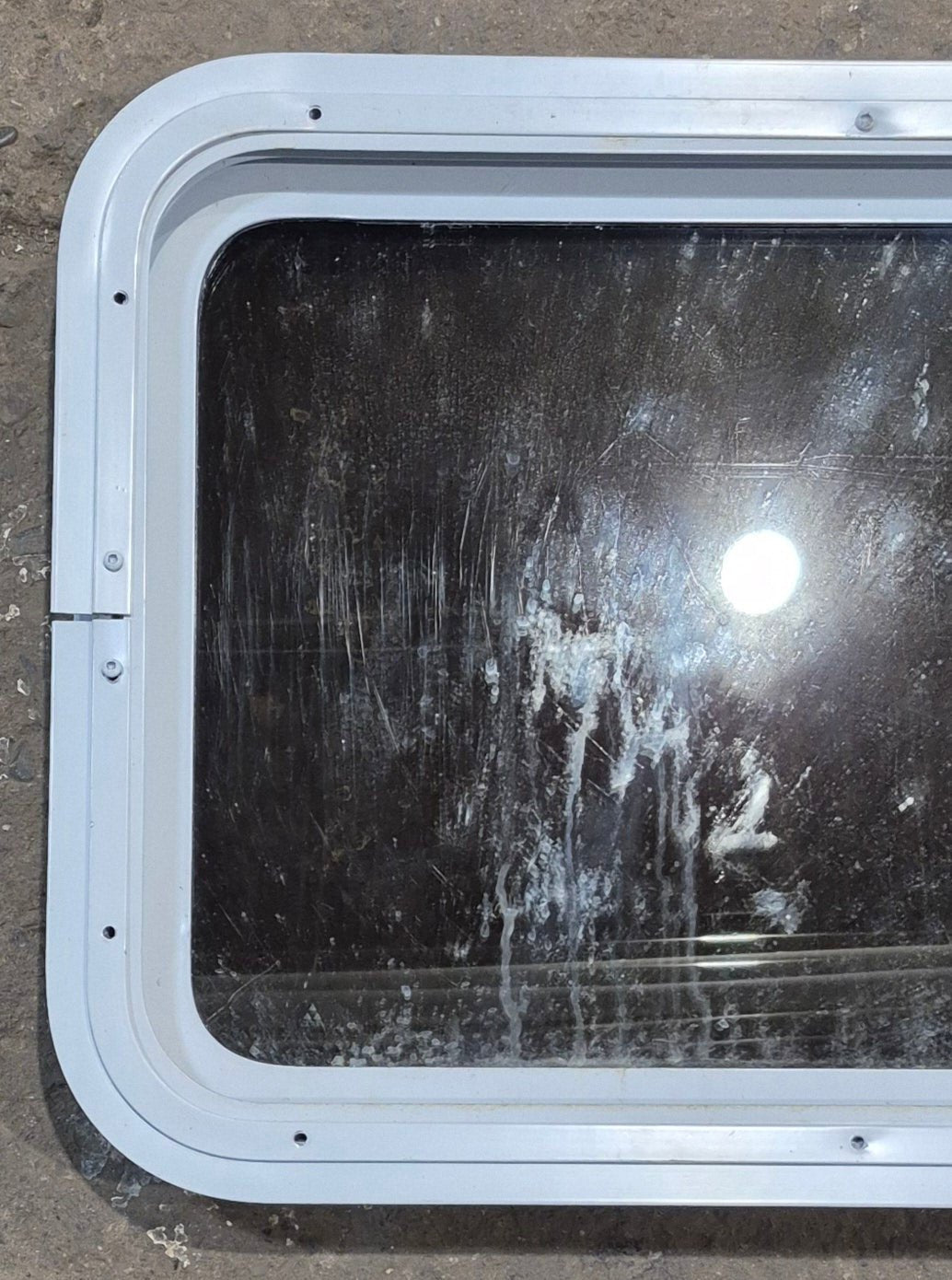 Used White Radius Non Opening Window : 24