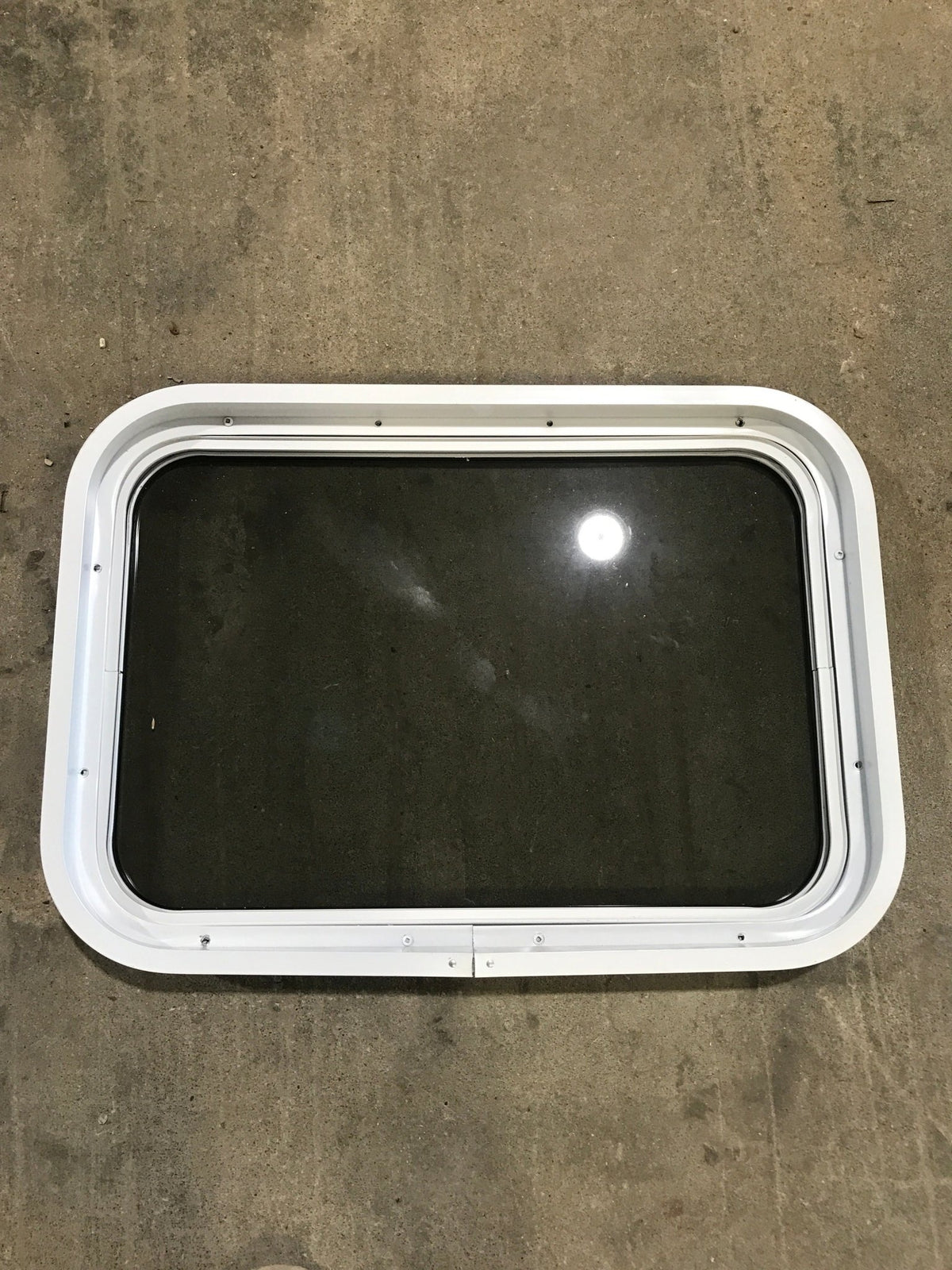 Used White Radius Non Opening Window : 24