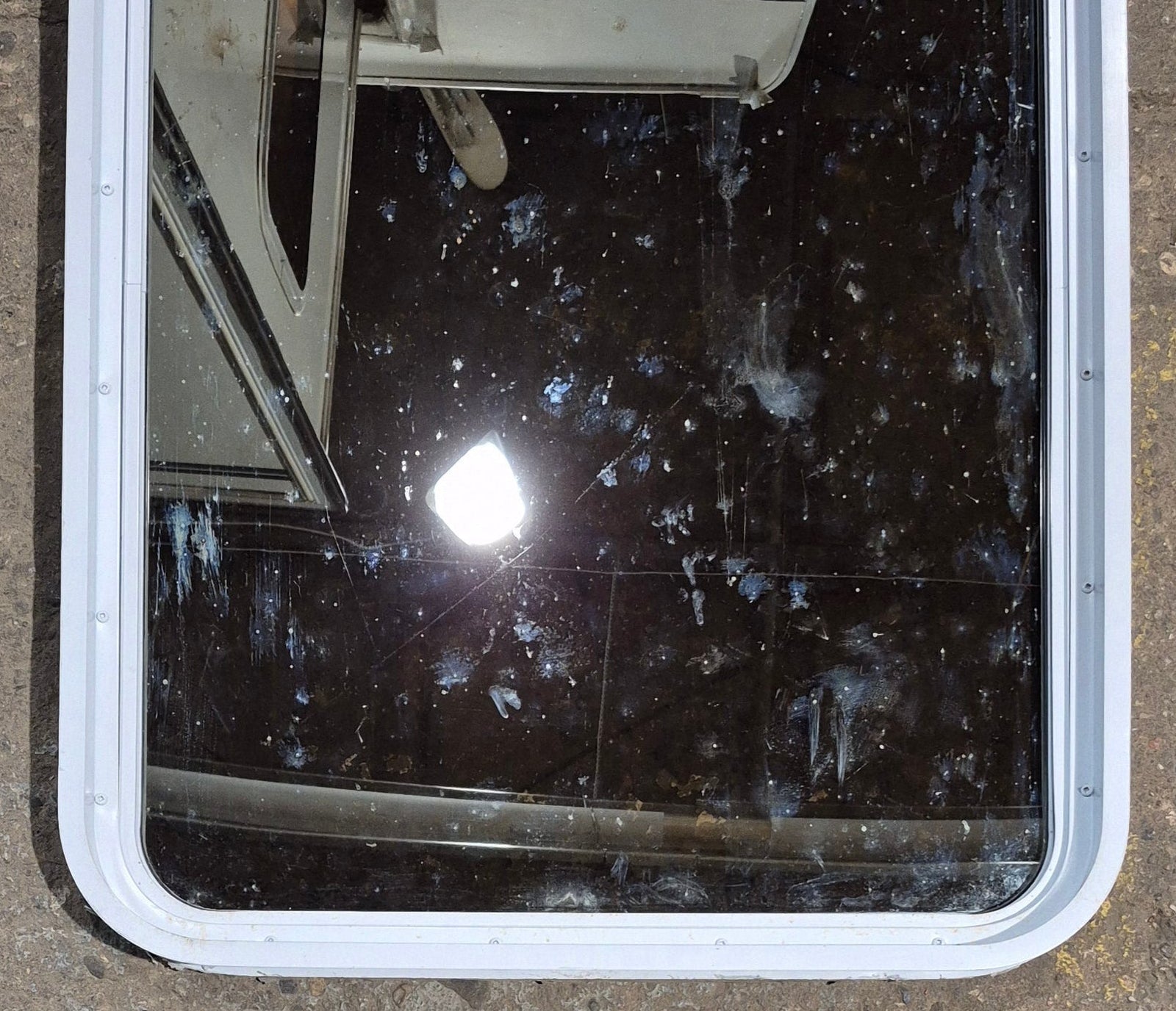 Used White Radius Non Opening Window : 26 1/4