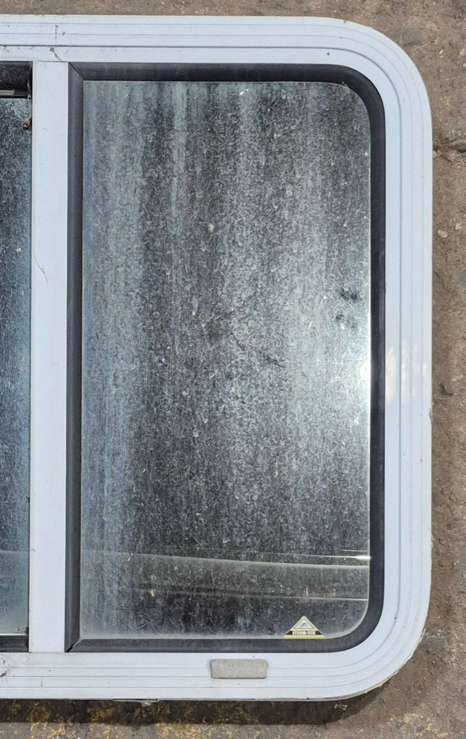 Used White Radius Opening Window : 24