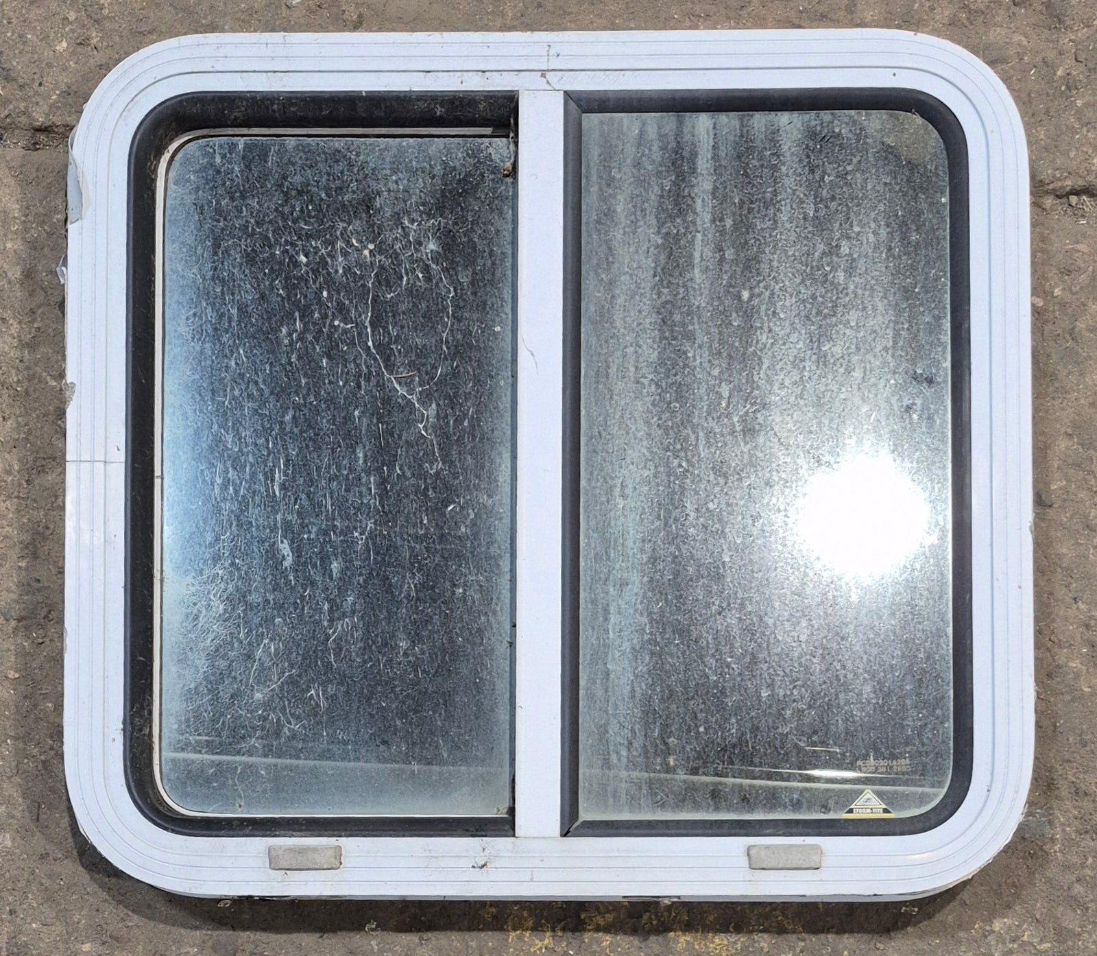 Used White Radius Opening Window : 24