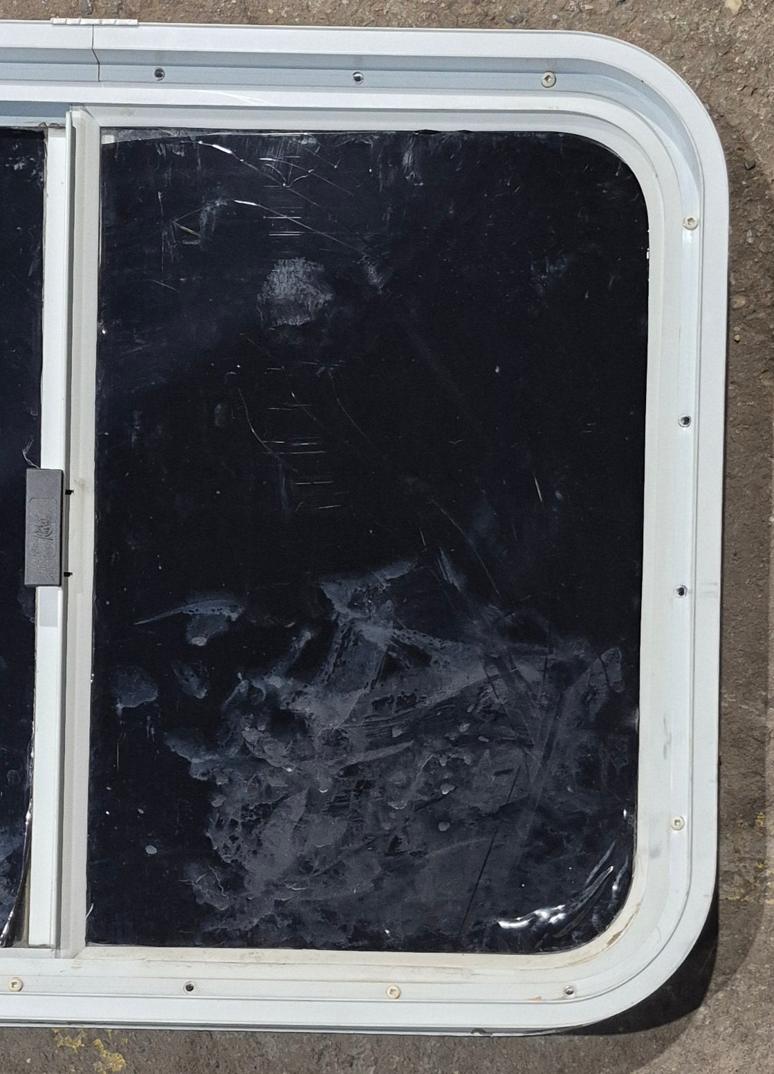 Used White Radius Opening Window : 29 1/2