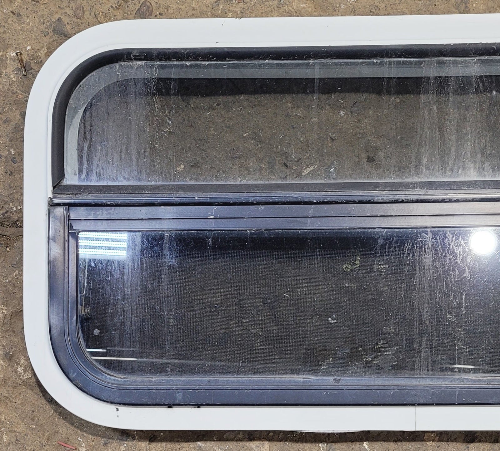 Used White Radius Opening Window : 29 1/4