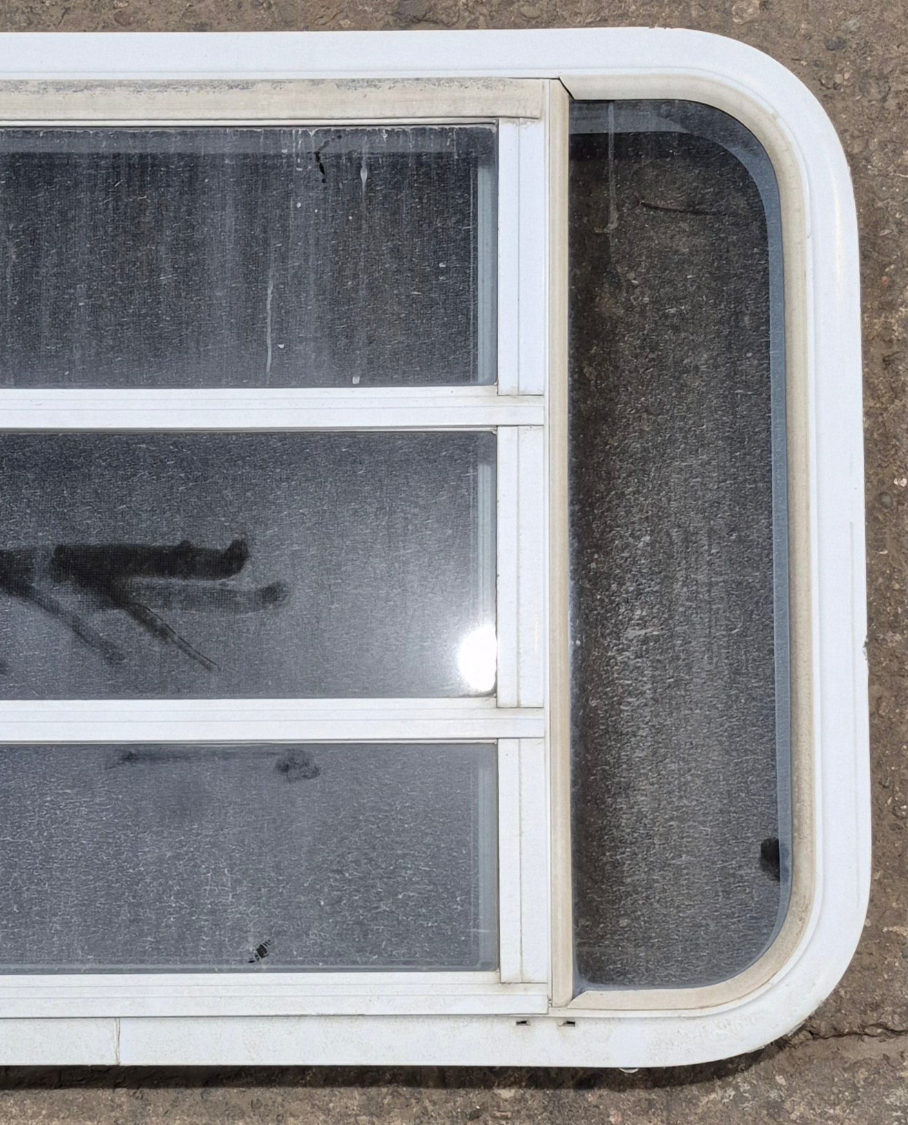 Used White Radius Opening Window : 35 1/4