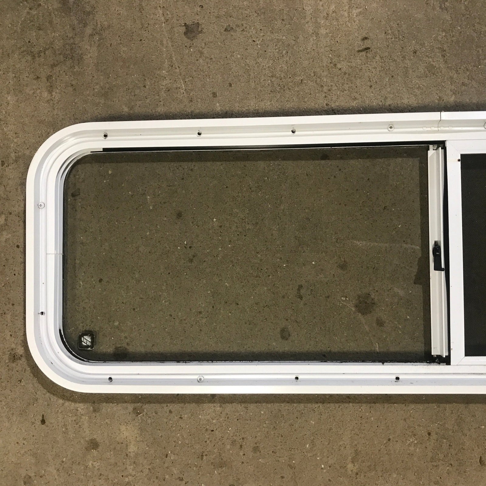 Used White Radius Opening Window : 48