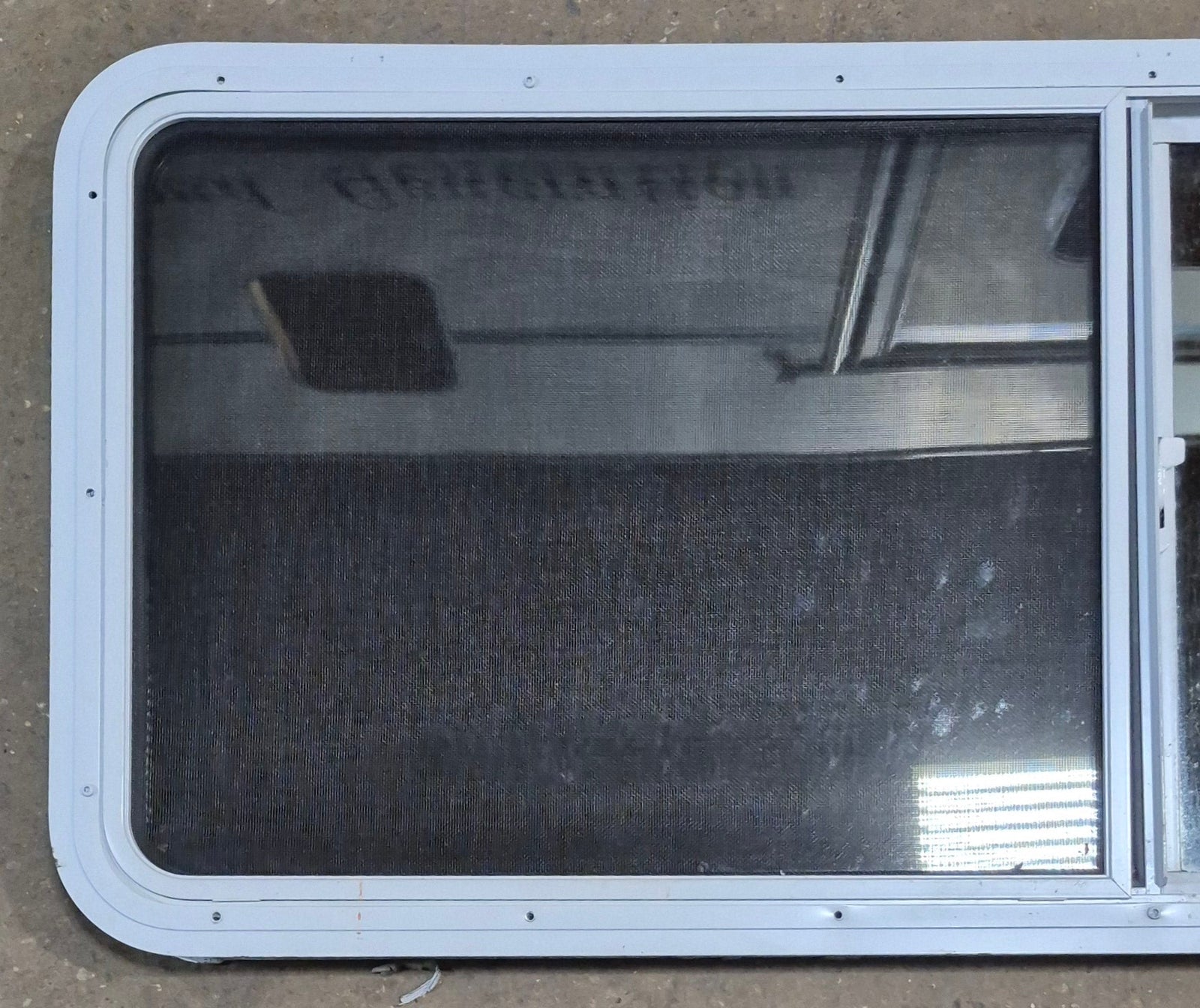 Used White Radius Opening Window : 54