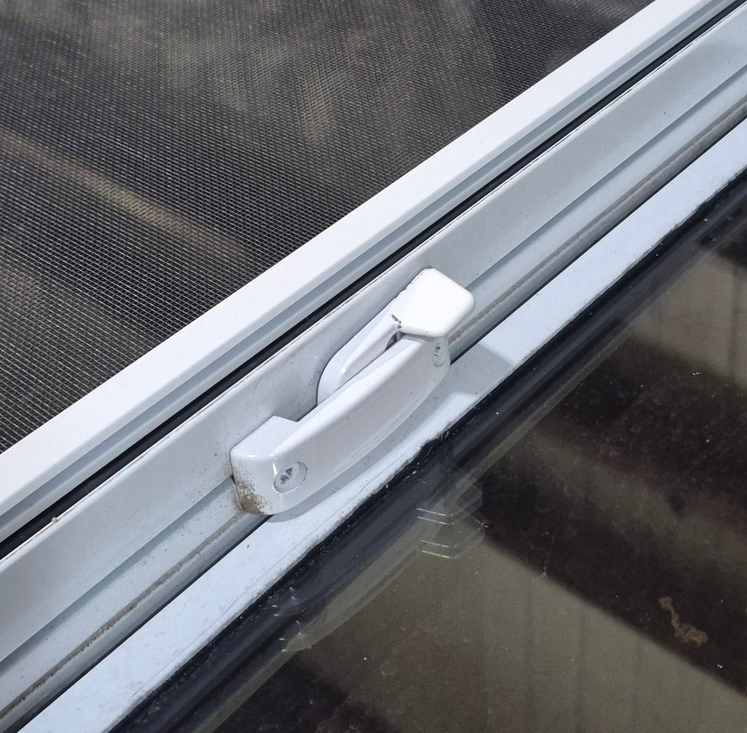 Used White Radius Opening Window : 54