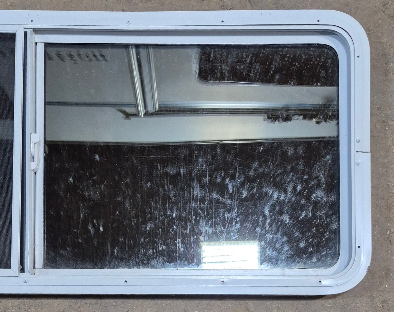 Used White Radius Opening Window : 54