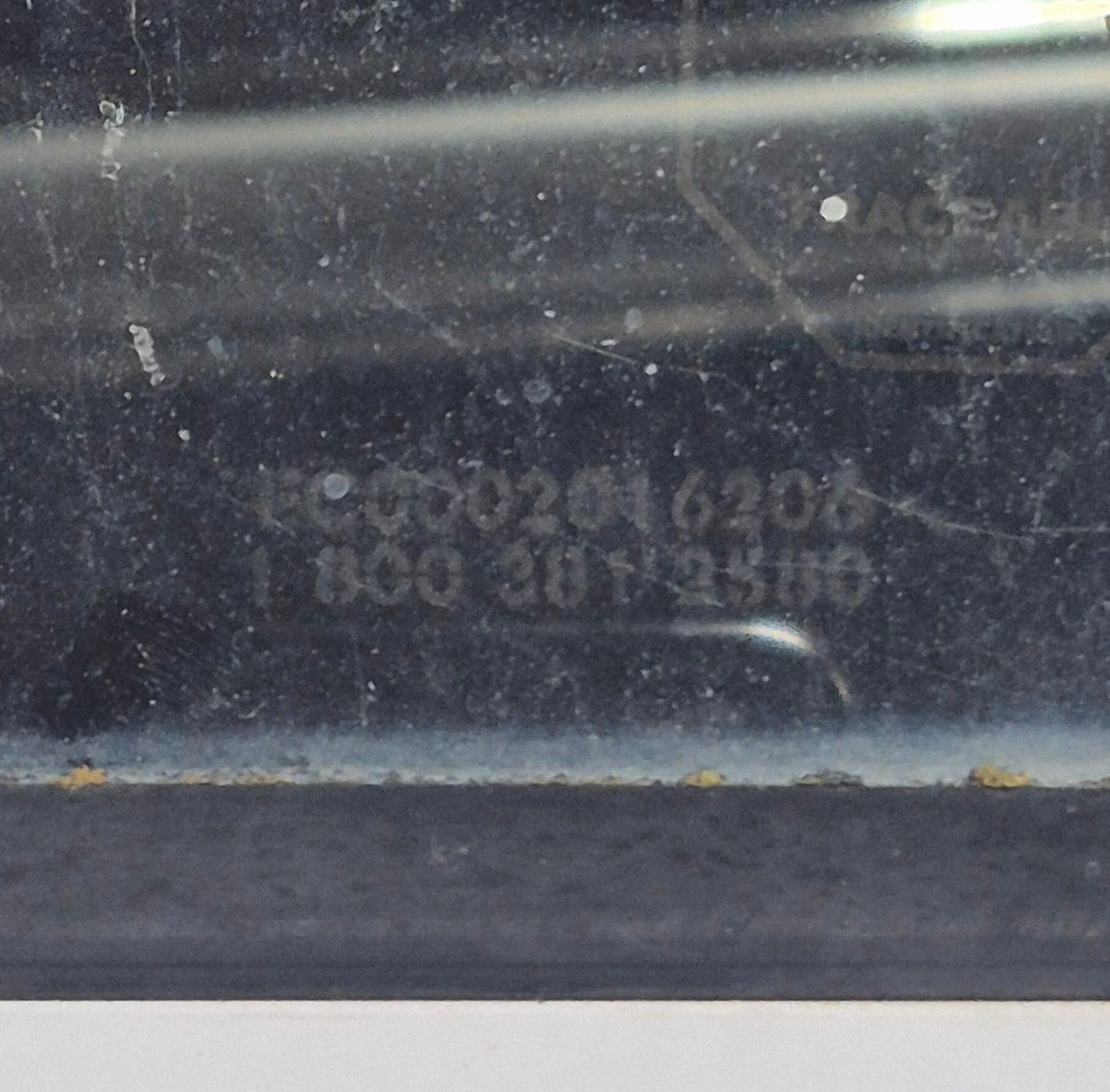 Used White Radius Opening Window : 54