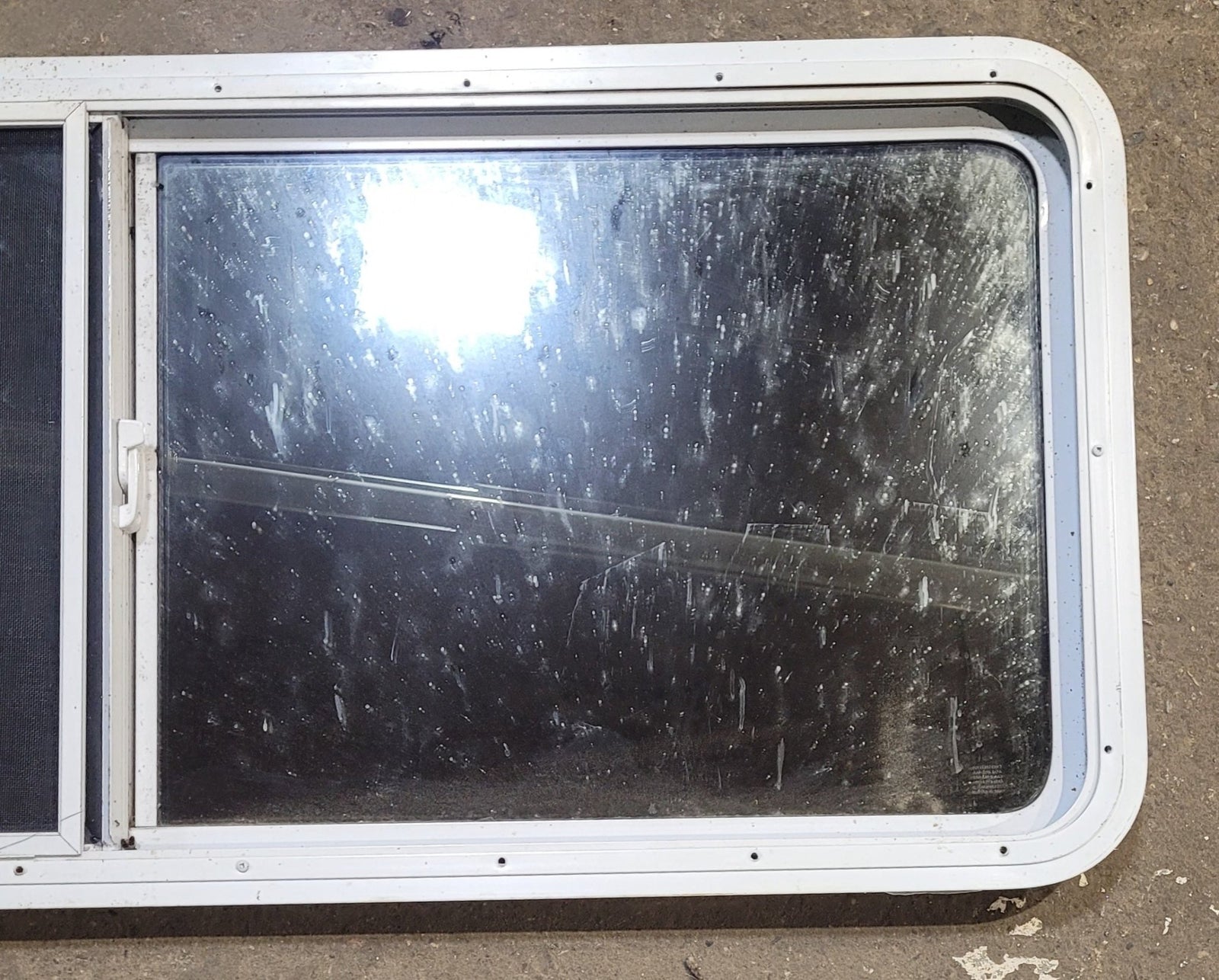 Used White Radius Opening Window : 54