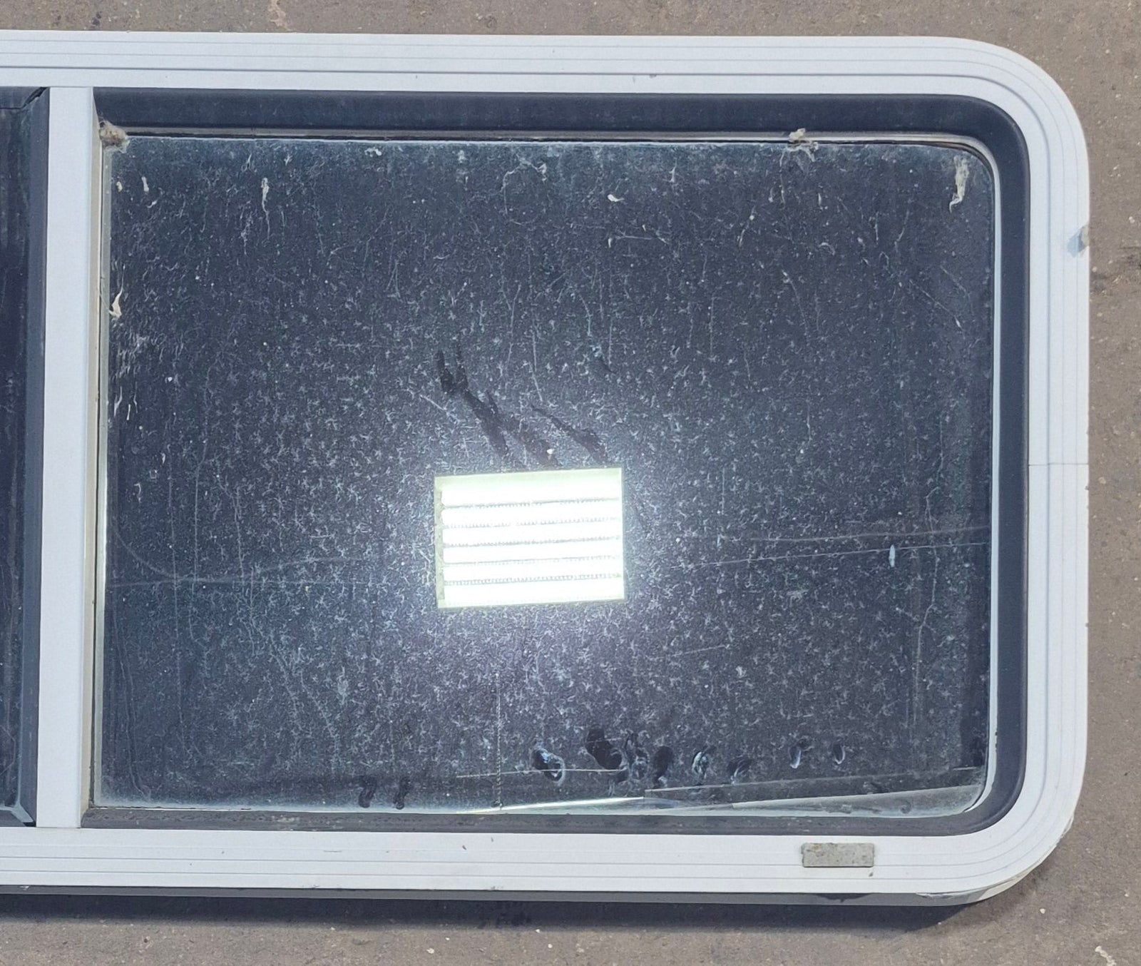 Used White Radius Opening Window : 54