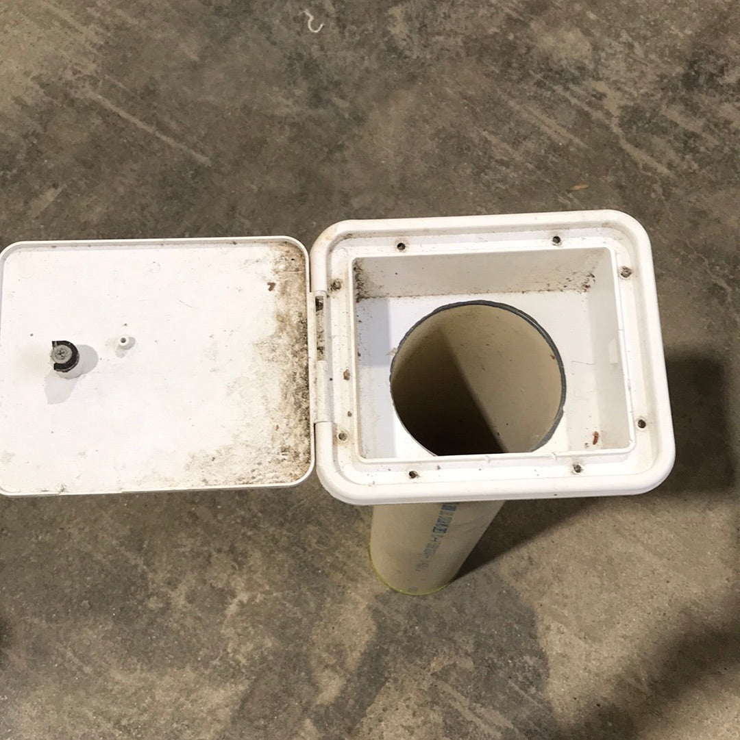 Used 7 1/2" W RV Sewer Hose Setup - Young Farts RV Parts