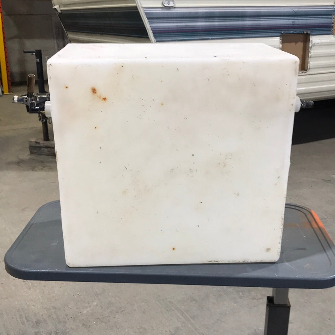 Used Fresh Water Tank  17” L x 16” W x 10” H - Young Farts RV Parts