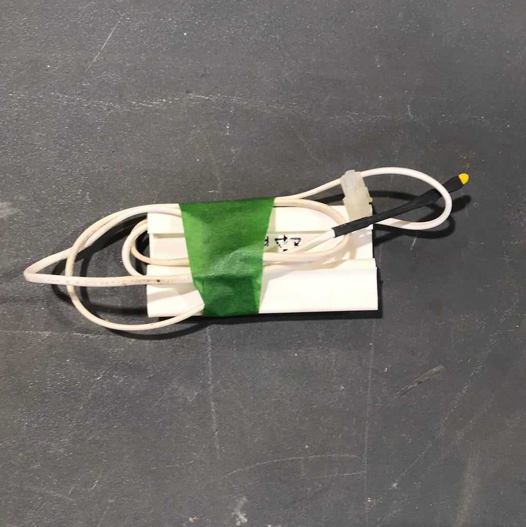 Used Dometic Thermistor Lead & Holder 2931863035 - Young Farts RV Parts
