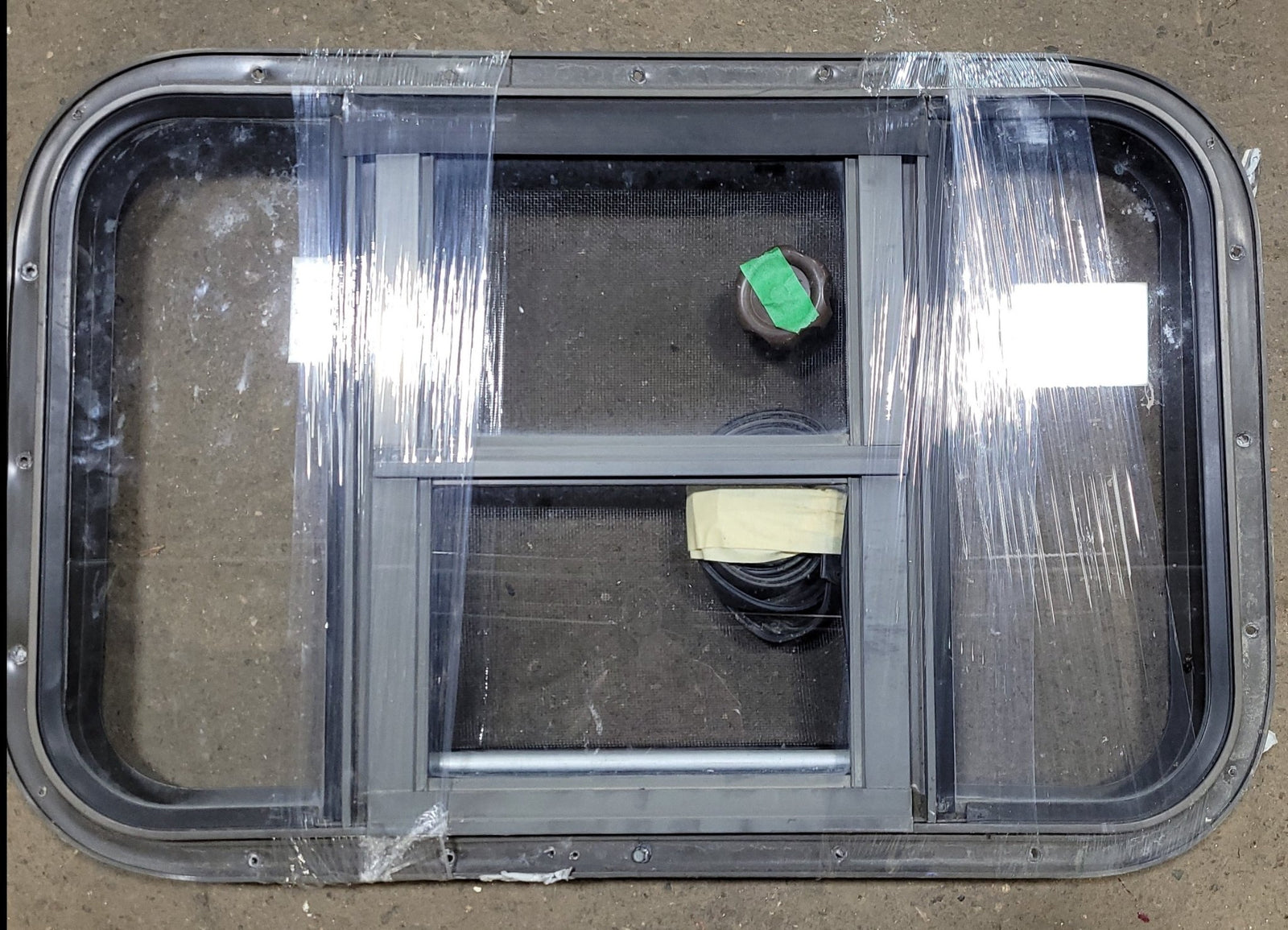 Black Radius Opening Window : 24 1/2