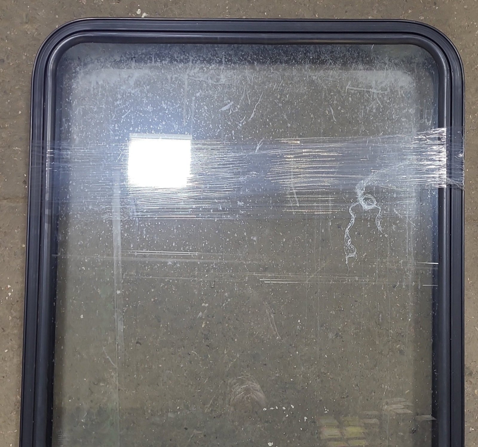 Black Radius Opening Window : 29 1/2