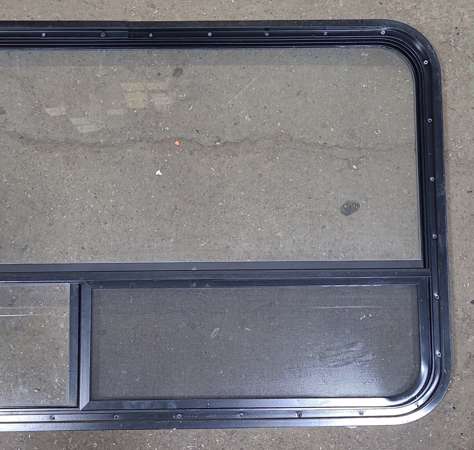 Black Radius Opening Window : 48 1/4