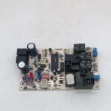 Load image into Gallery viewer, Dometic / Duo-therm Circuit Relay Board 3106482.015 - Young Farts RV Parts