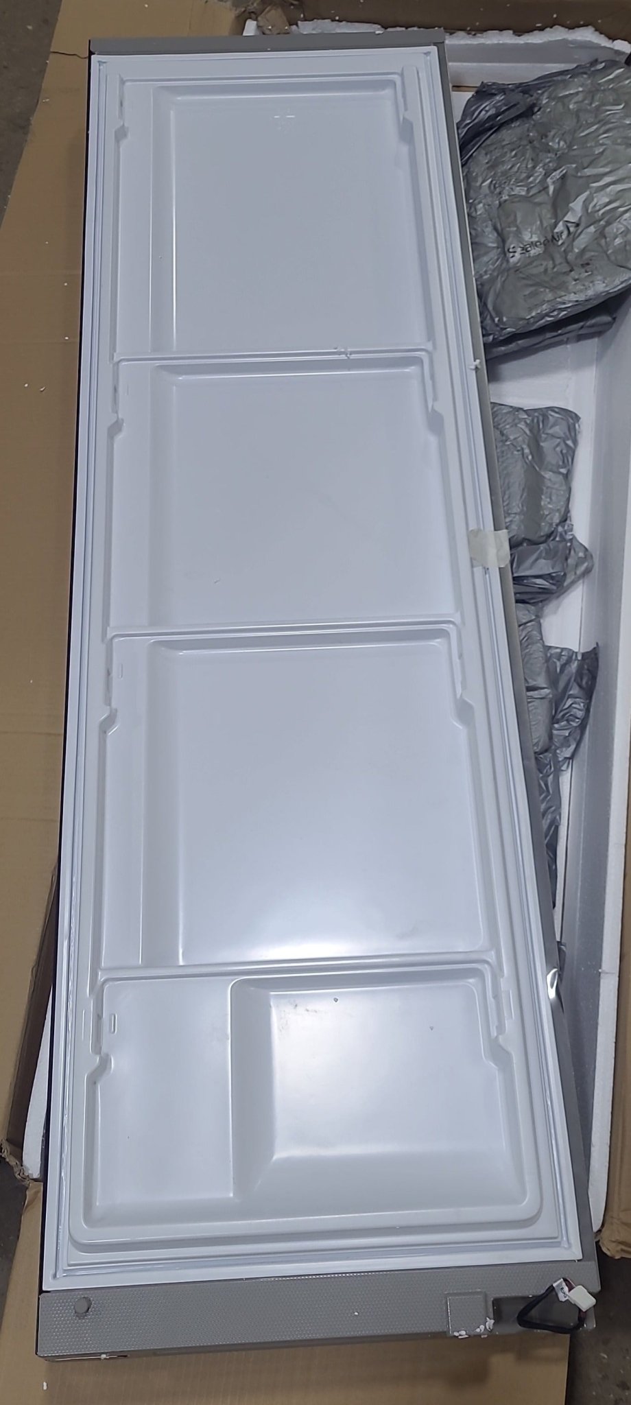 FURRION Replacement Door R/H for FCR21ACASA - Young Farts RV Parts