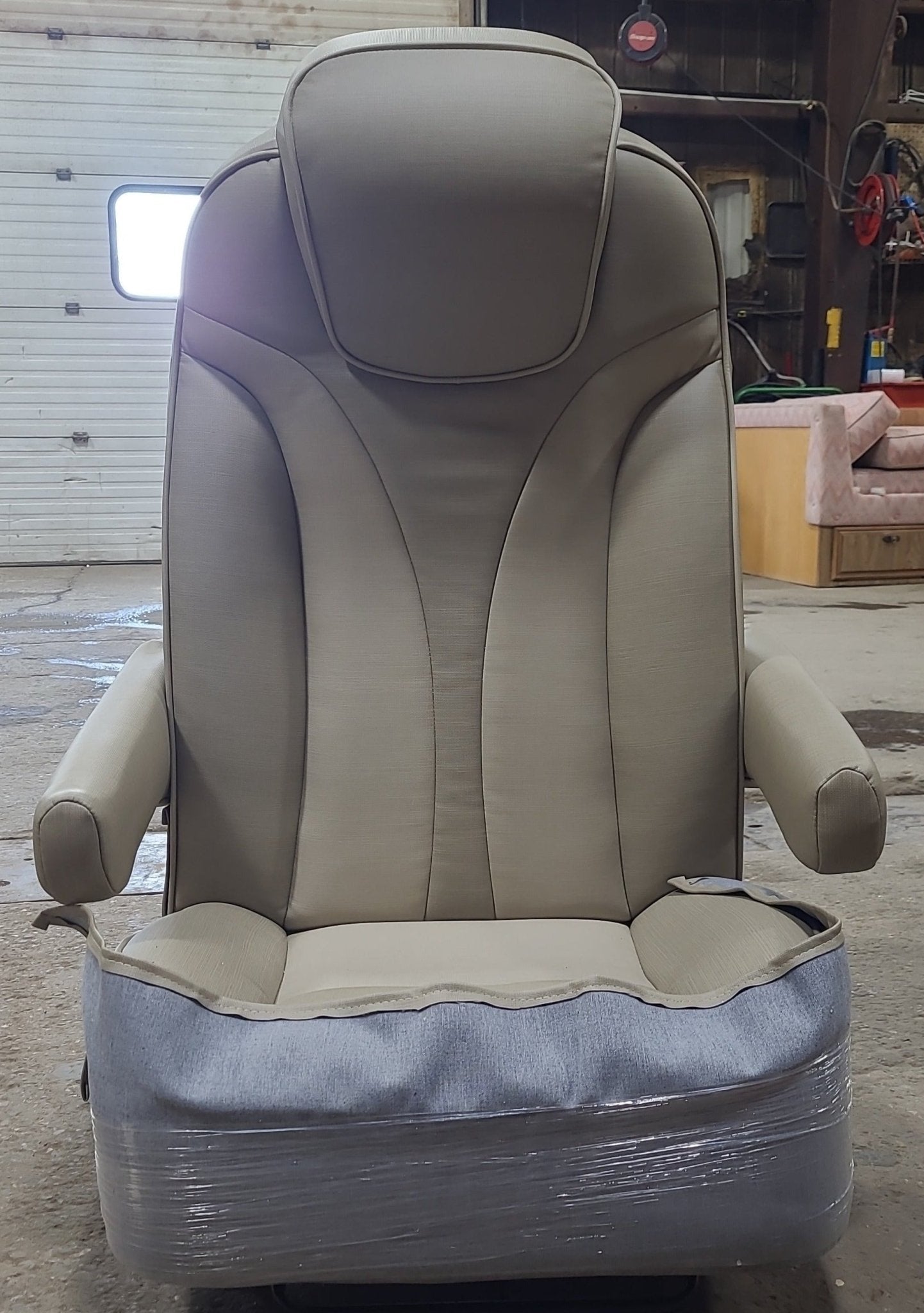 Lippert Components Captain Chair- Passenger - Young Farts RV Parts