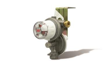 Propane Regulator Suburban Mfg LP-R924 Automatic Changeover; With Shut Off Valve; 1/4" Inverted Flare Inlet x 3/8" Female NPT Outlet; Single Stage; 160000 BTU Per Hour; Without Hose; With Mounting Bracket/ Plastic Cover - Young Farts RV Parts