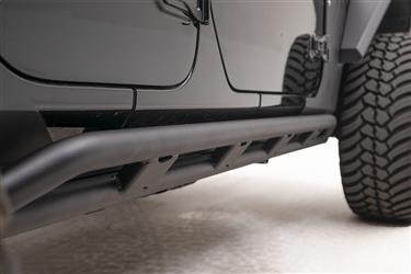 Rocker Panel Guard Fab Fours JL18-G1750-1 Rock Slider, Tubular, Powder Coated, Black - Young Farts RV Parts