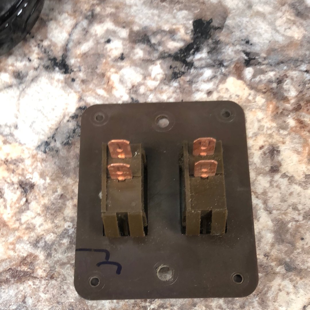 Used 12v RV Double Light Switch - Young Farts RV Parts